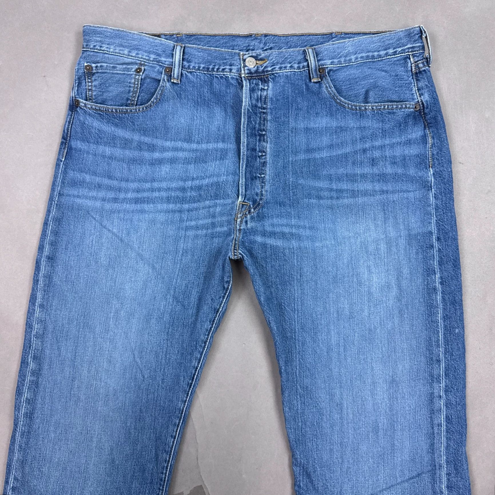 Levi's Levi's 501 Jeans Mens 40x32 Blue Denim Jeans Button Fly Vintage No Size US 40 / EU 56 - 4 Thumbnail