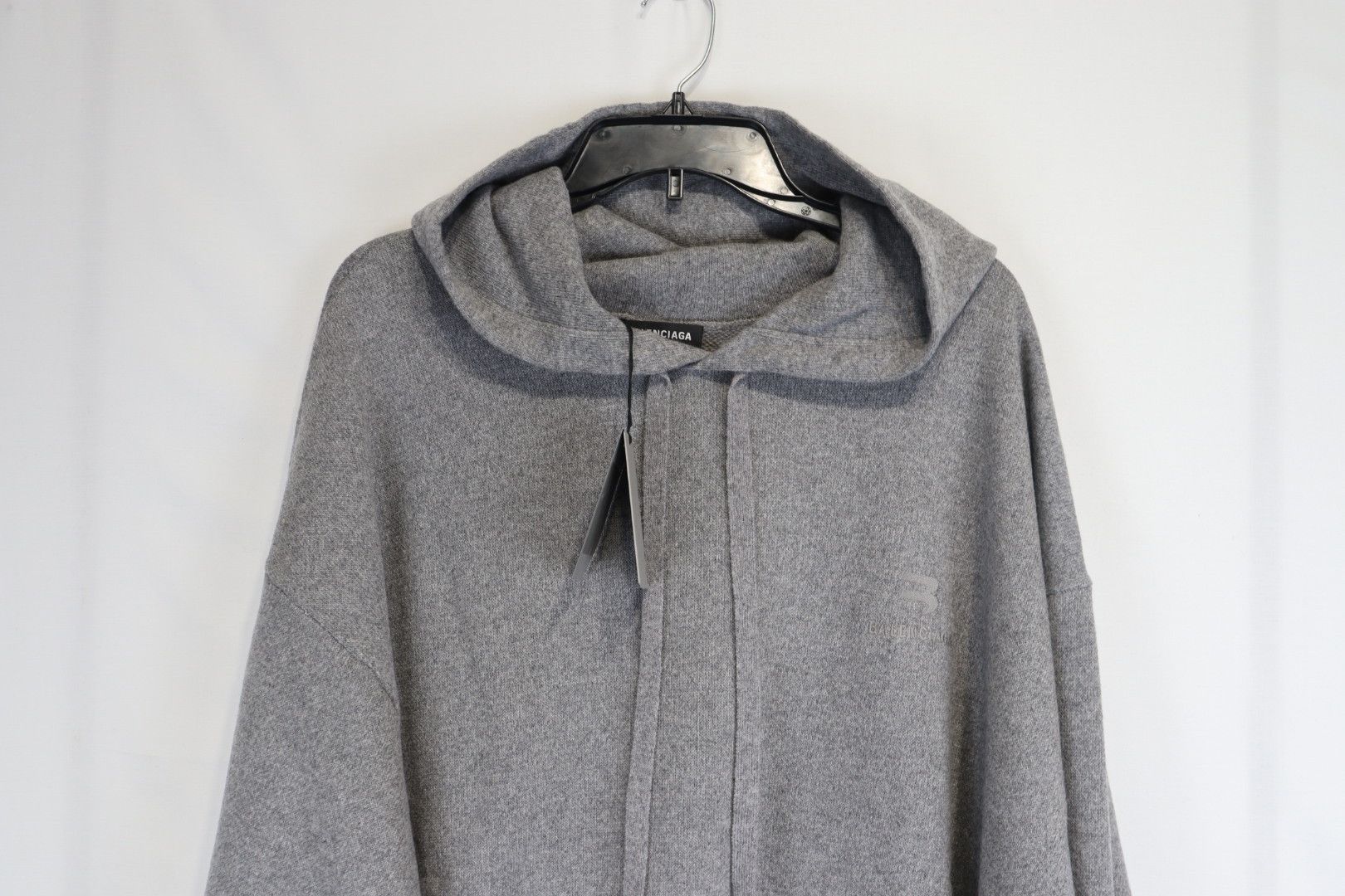Balenciaga o1rshd1 Cashmere Hoodie in Grey Size US XL / EU 56 / 4 - 2 Thumbnail