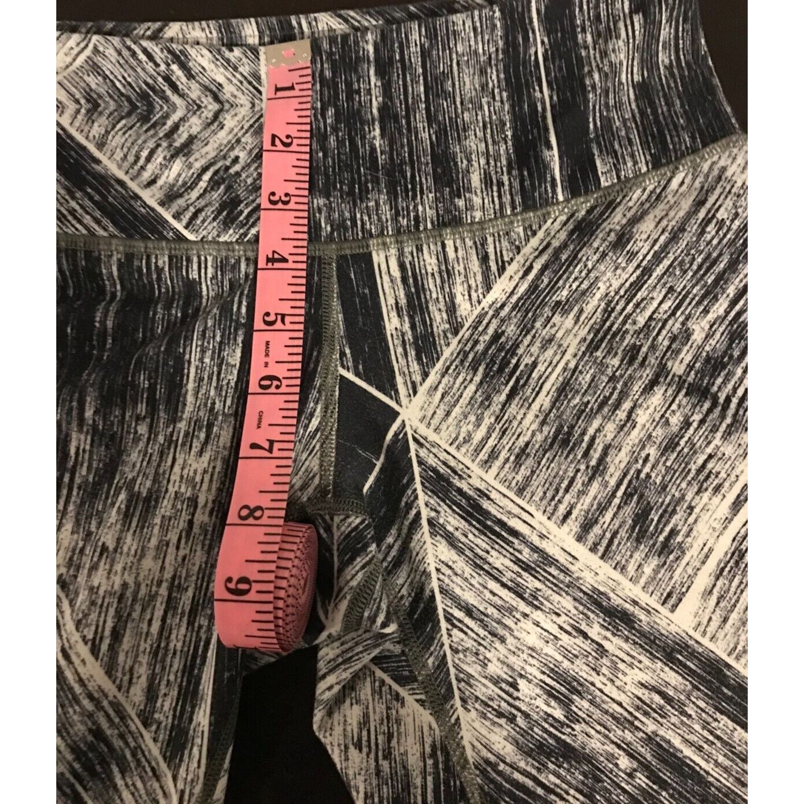 Lululemon Lululemon Wunder Under Crop II Full-On Luon Heat Wave Size 28" / US 6 / IT 42 - 9 Thumbnail