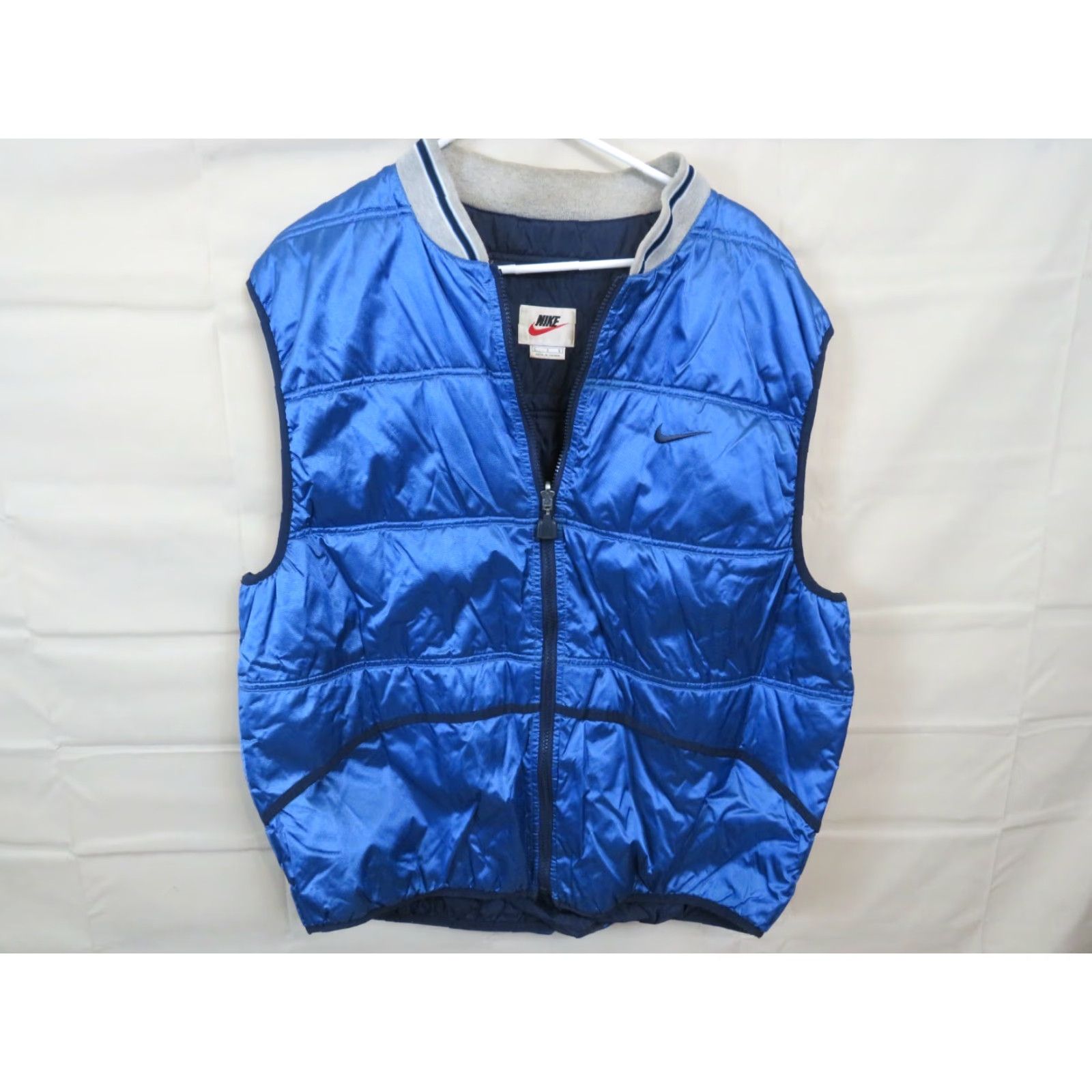 Nike VINTAGE Nike Blue shine Rare Swoosh puffer Men L Large Warm Sportswear Vest Size US L / EU 52-54 / 3 - 2 Thumbnail