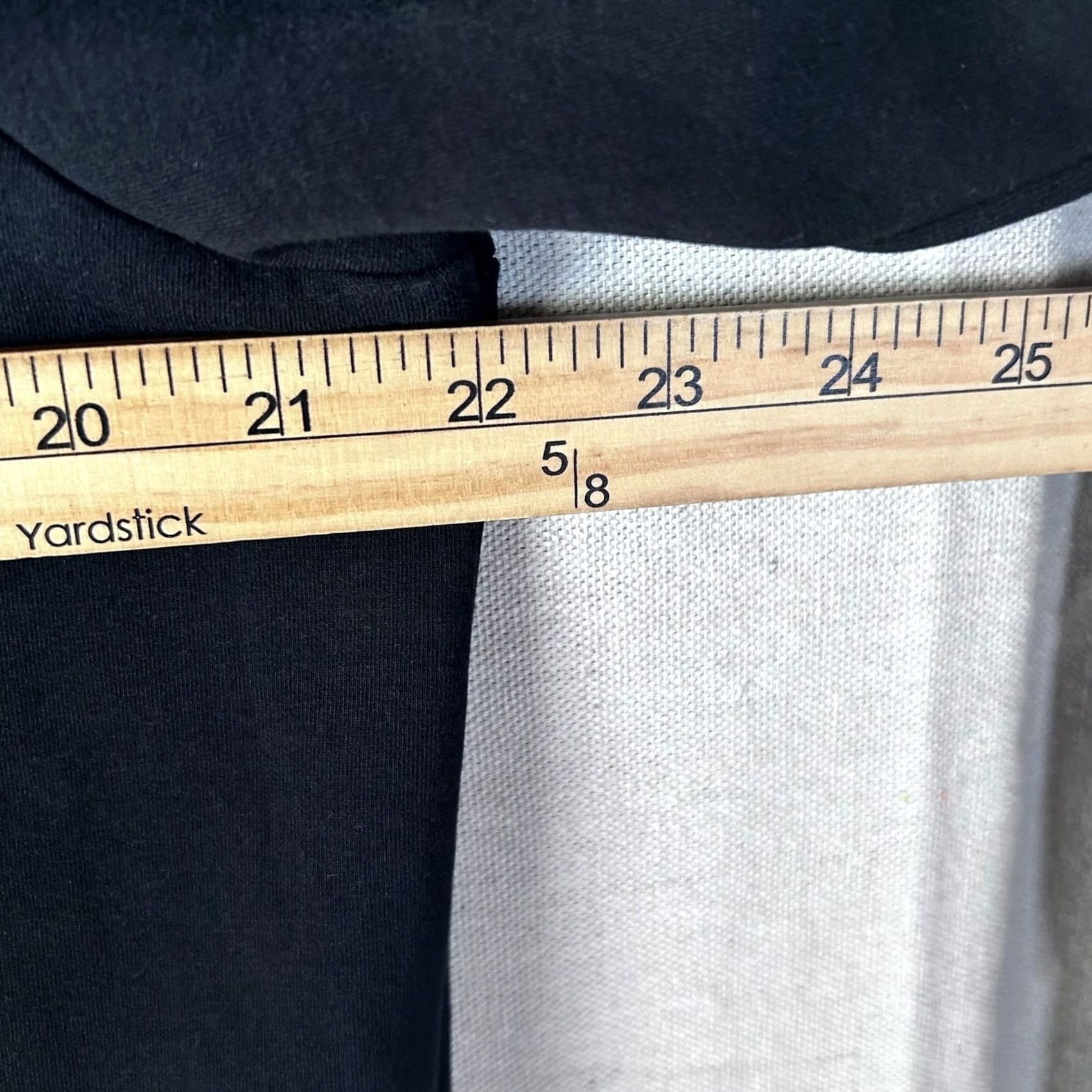 Hunter Hunter for Target Black Cropped Sweatshirt Logo Mens Medium Size US M / EU 48-50 / 2 - 6 Thumbnail