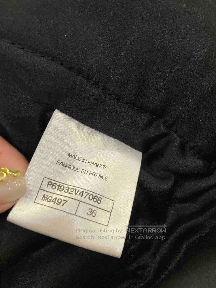 Chanel Chanel 19a Egyptian black gold silhouette coat Size XS / US 0-2 / IT 36-38 - 6 Thumbnail