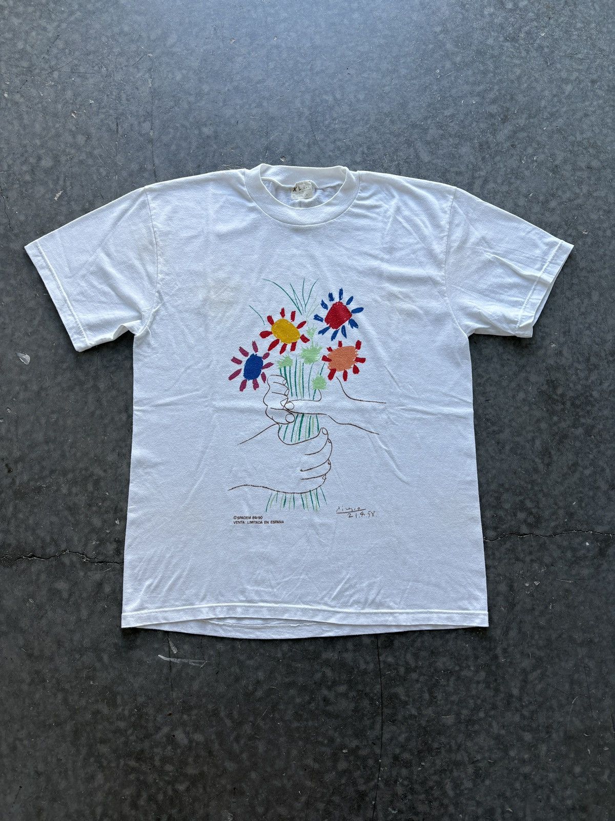 Vintage Vintage 1990 Picasso Bouquet of Flowers Graphic Tee Size US M / EU 48-50 / 2 - 1 Thumbnail
