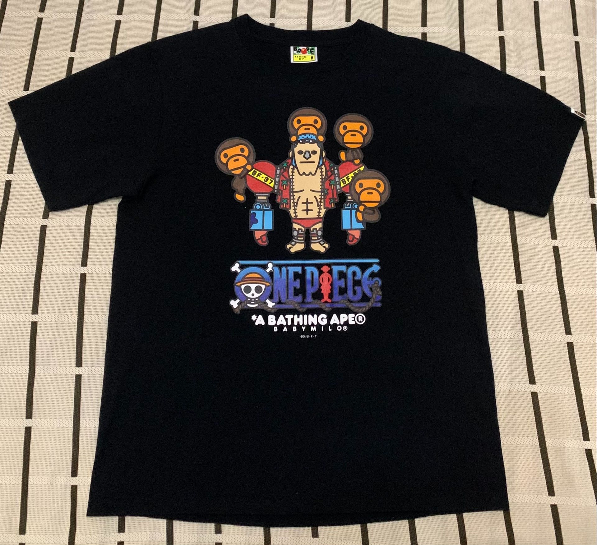 Bape Bape T-Shirt M Men Size US M / EU 48-50 / 2 - 1 Thumbnail