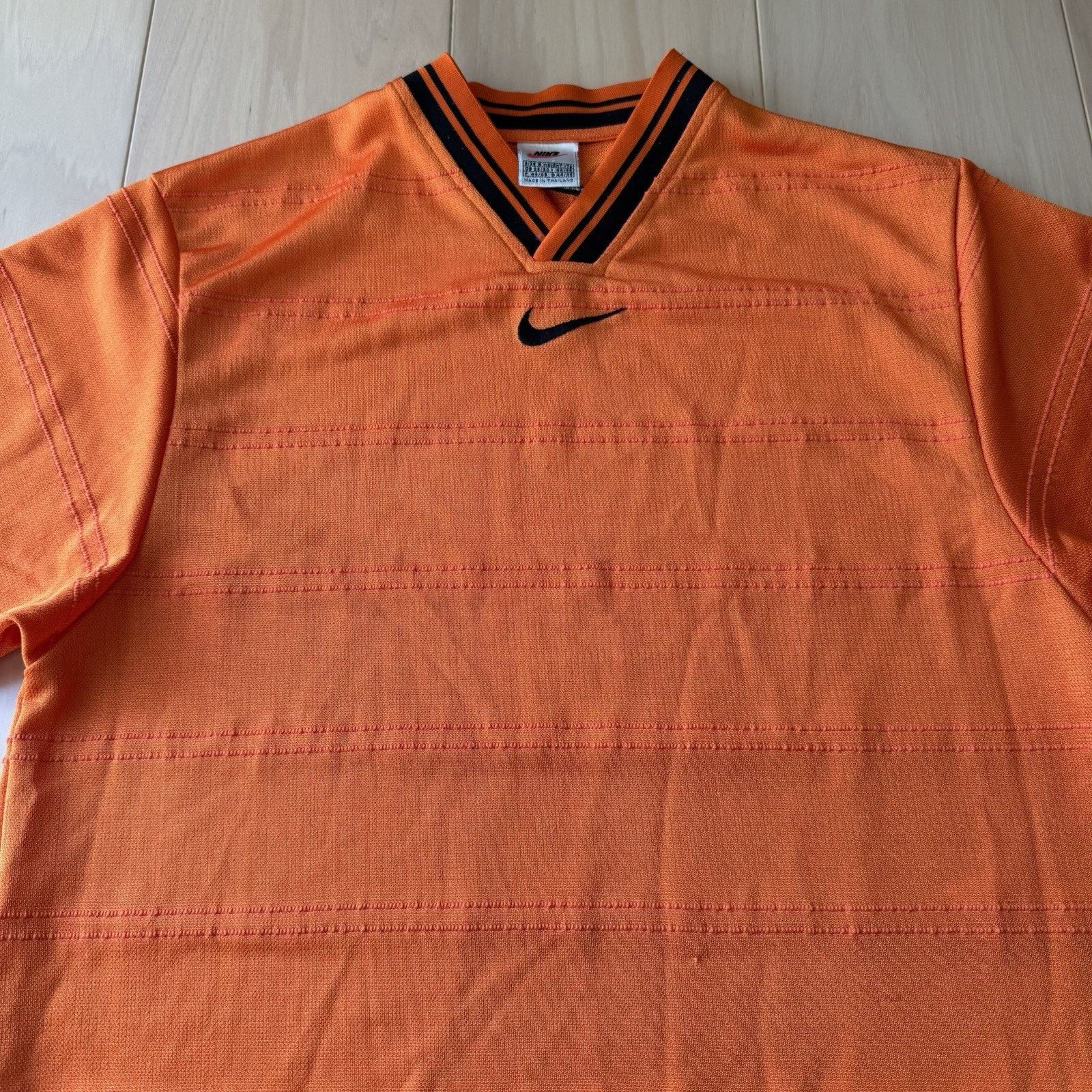 Nike Vintage Nike Soccer Jersey Small Orange Center Swoosh Fifa Size US S / EU 44-46 / 1 - 3 Thumbnail