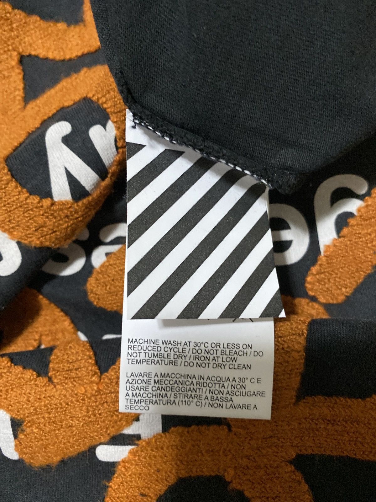 Off-White Off-White 2019 Pictogram Stickman Tee Size US S / EU 44-46 / 1 - 8 Thumbnail