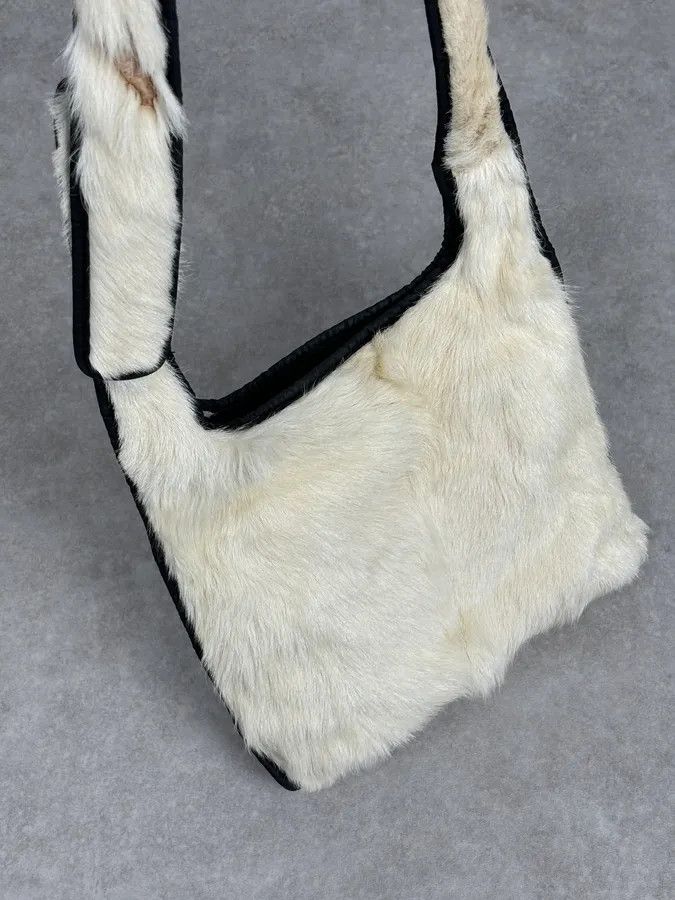 Prada AW1999 Prada Black Nylon Fur-Trimmed Shoulder Bag Size ONE SIZE - 6 Thumbnail