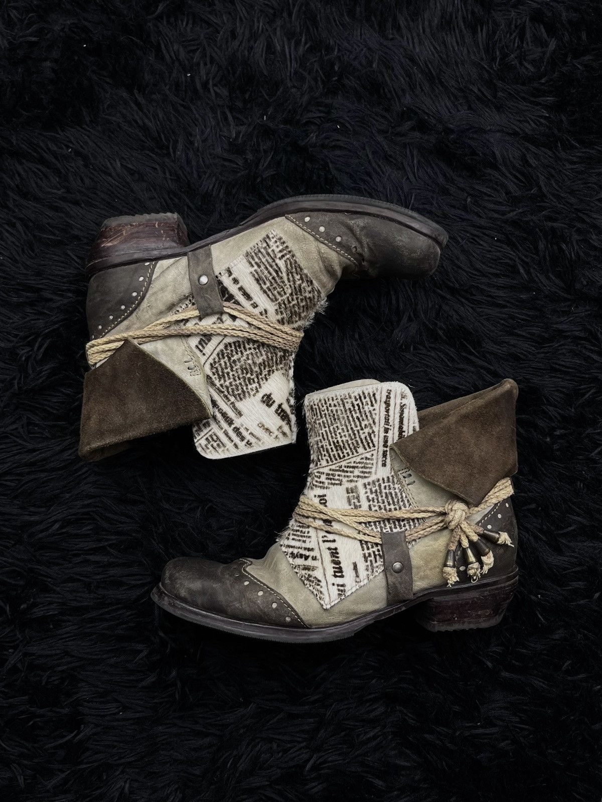 John Galliano John Galliano Style Archive Avant Garde Ankle Leather Boots Size US 8 / IT 38 - 1 Thumbnail