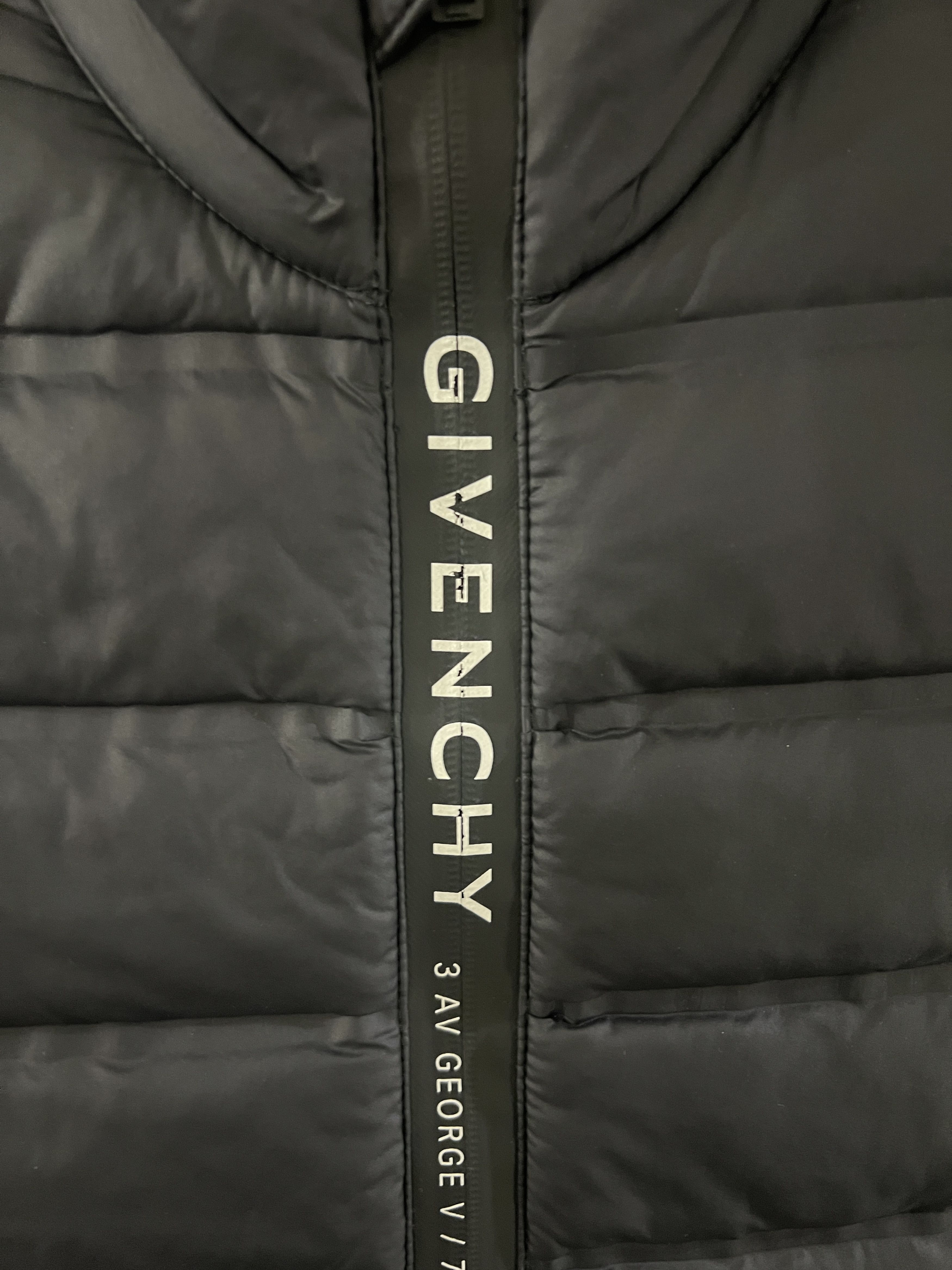 Givenchy Givenchy polyester puffer vest Size US S / EU 44-46 / 1 - 3 Thumbnail
