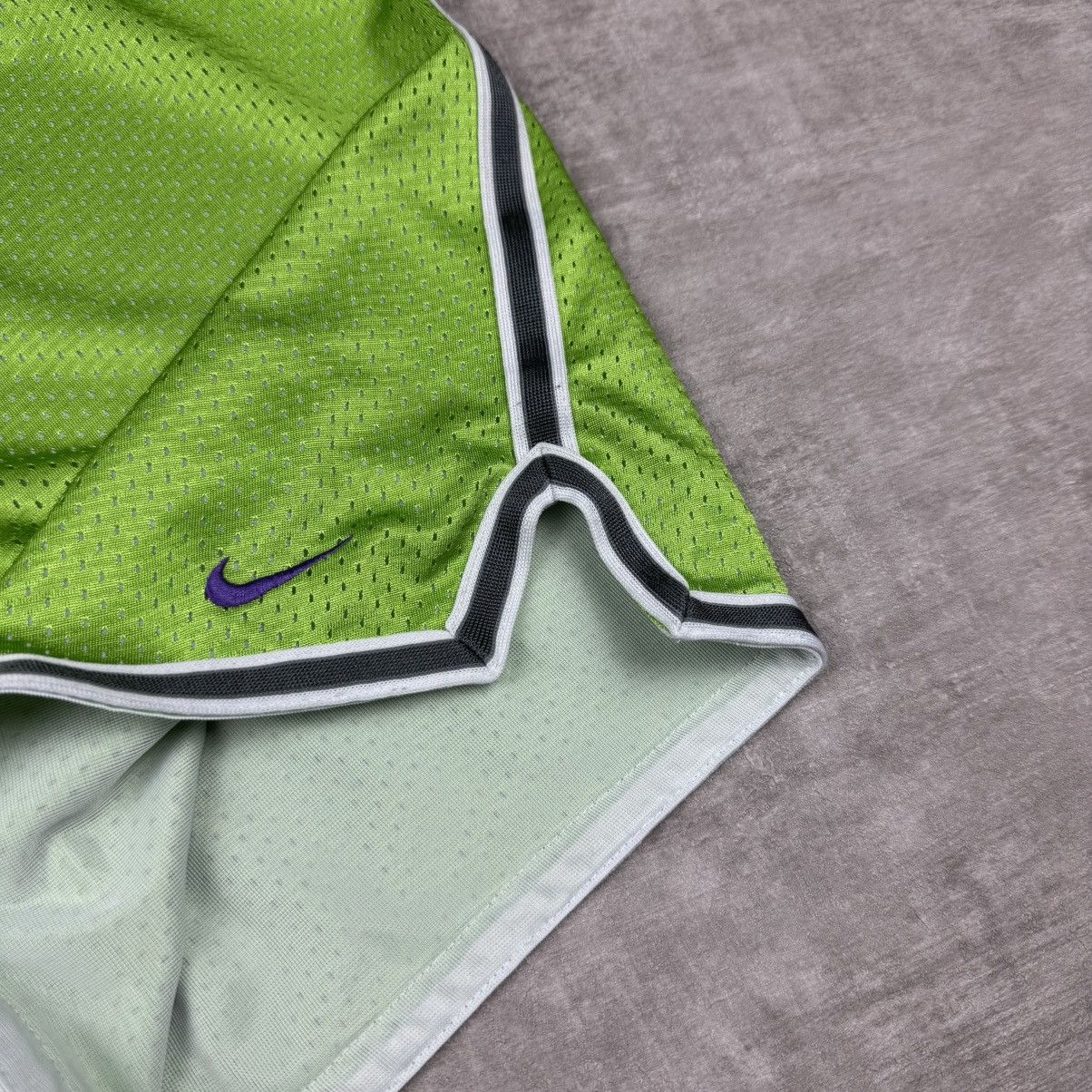 Nike Vintage Nike Shorts Size US 31 - 3 Thumbnail