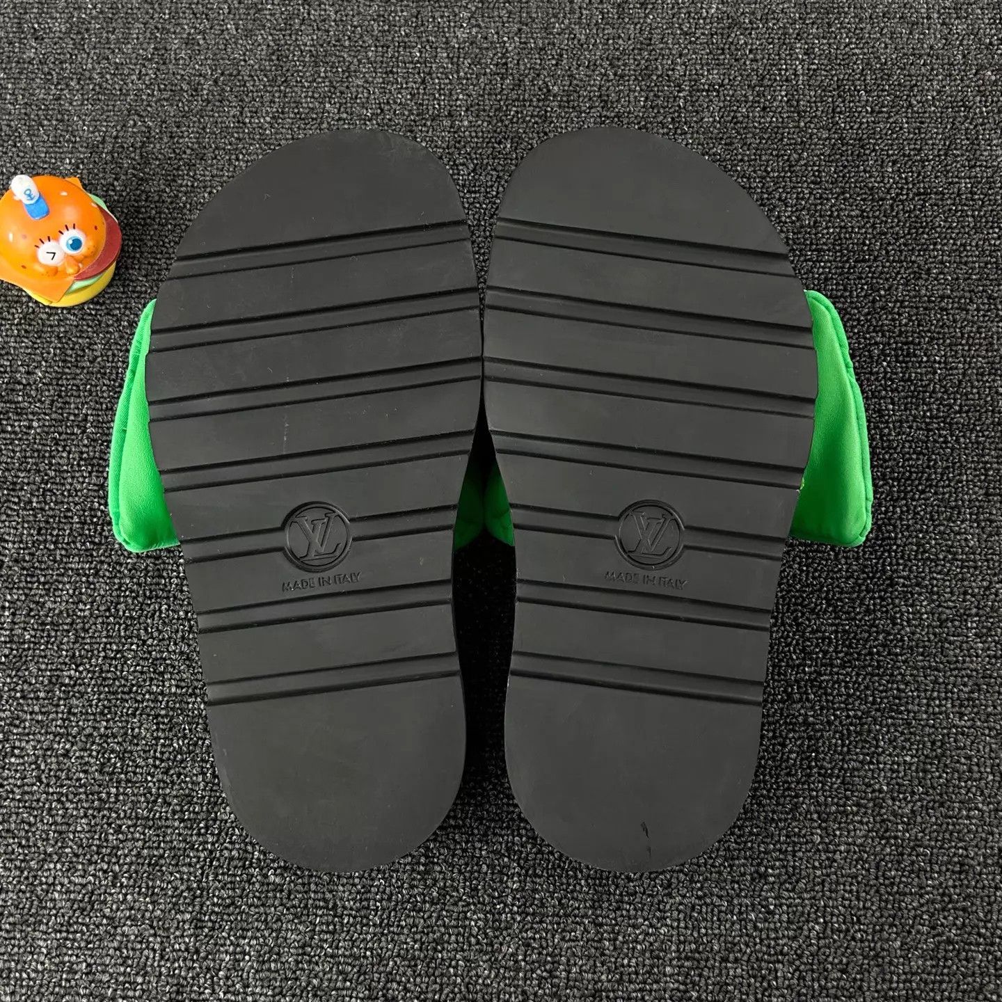 Louis Vuitton LV Green Monogram Embossed Slippers EU37 Size US 6.5 / IT 36.5 - 6 Thumbnail