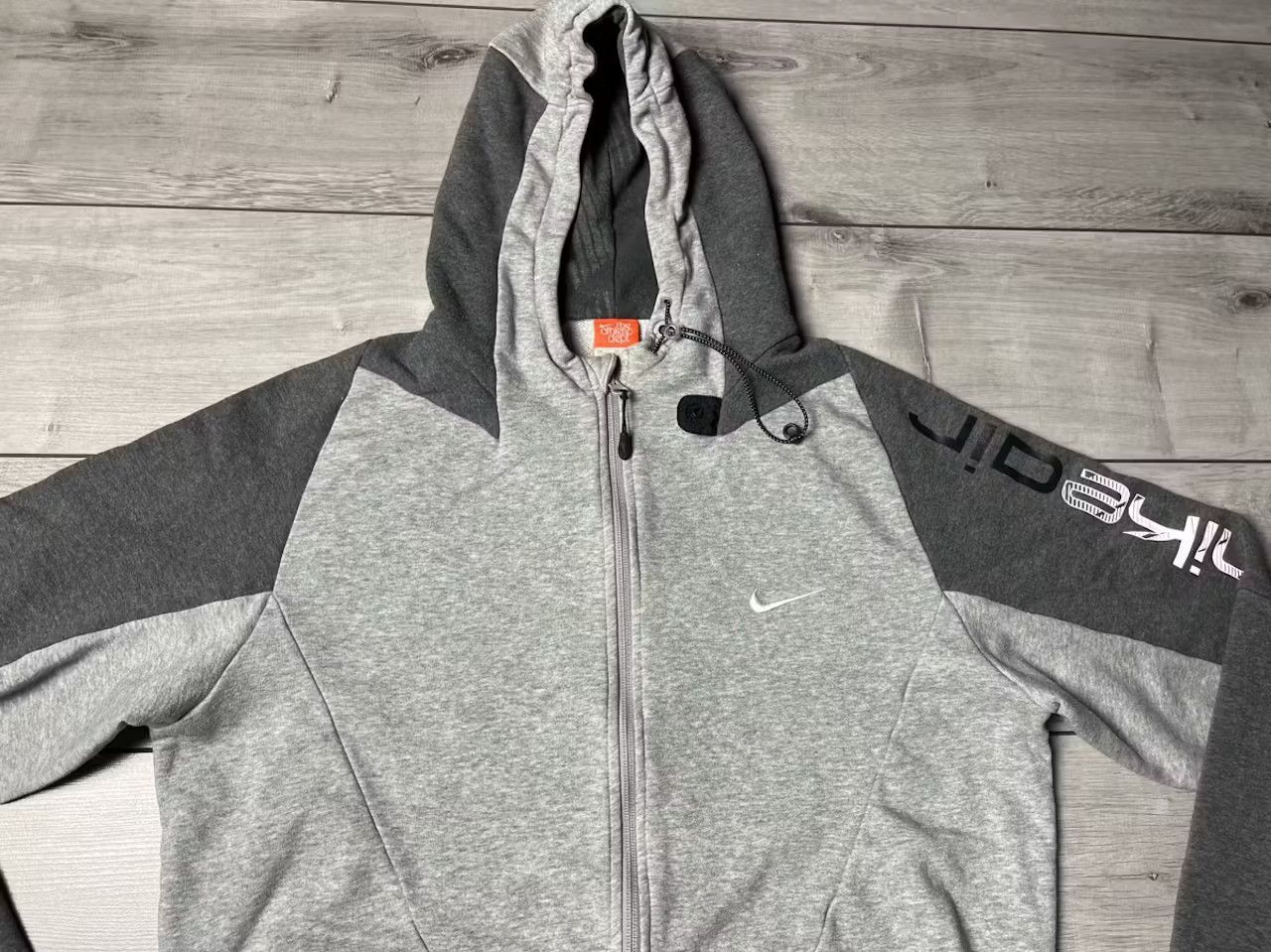 Nike Nike zip hoodie streetwear size Medium Size US M / EU 48-50 / 2 - 2 Thumbnail