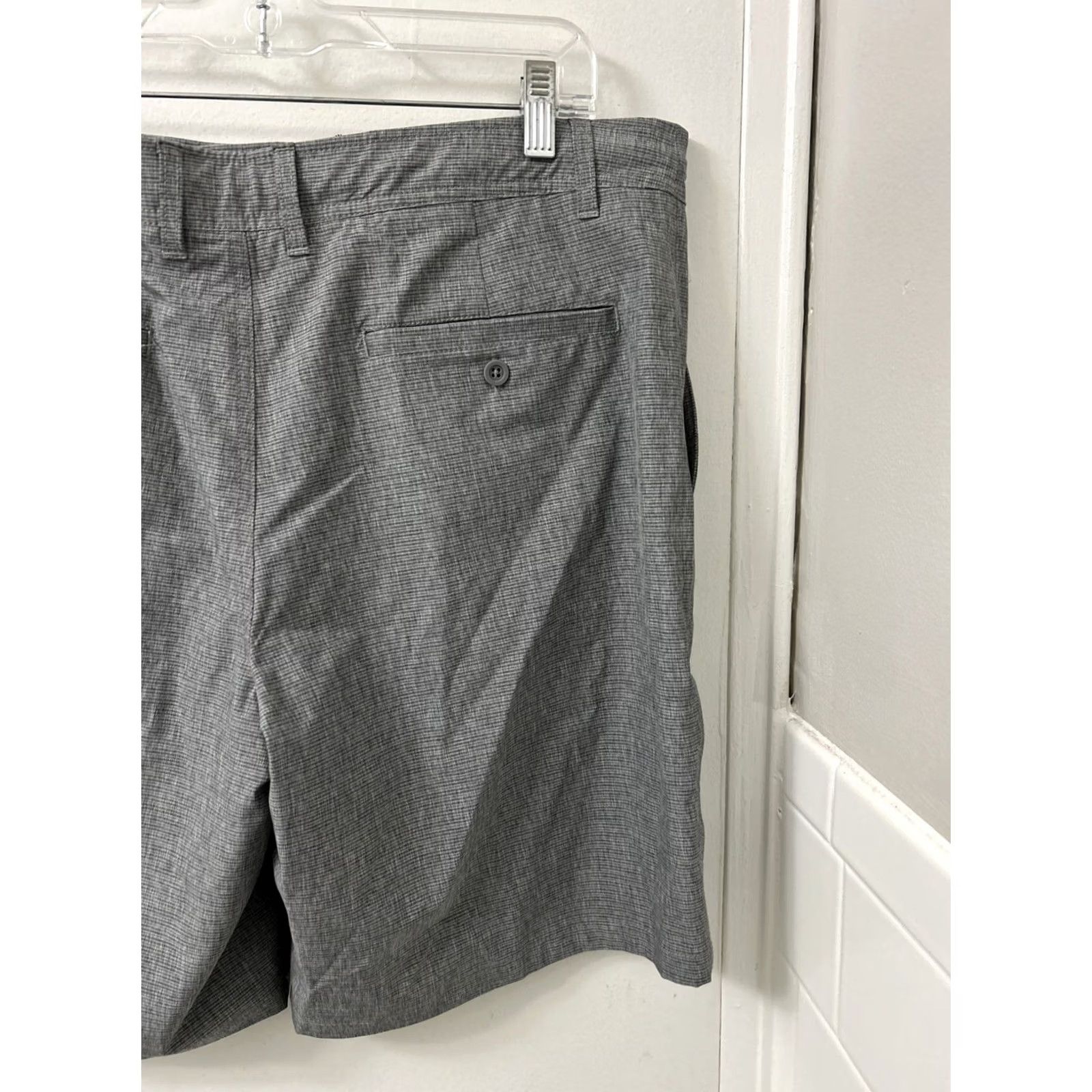 Vintage Goodfellow Shorts Mens 36 Gray Striped Swim Pockets Stretch 9” Inseam Bottom Beach Outdoor Regular Mens Size US 36 / EU 52 - 7 Thumbnail