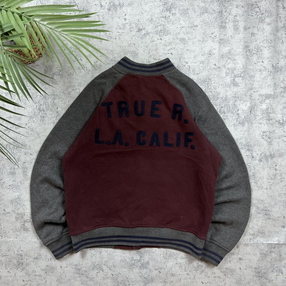True Religion 00s True Religion California Vintage Y2K Varsity Jacket Size US L / EU 52-54 / 3 - 2 Thumbnail