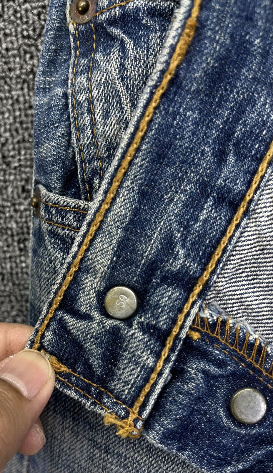 Levi's Vintage 90s Levis 501 Rare Trashed Jeans Denim Pants Size US 31 - 12 Thumbnail