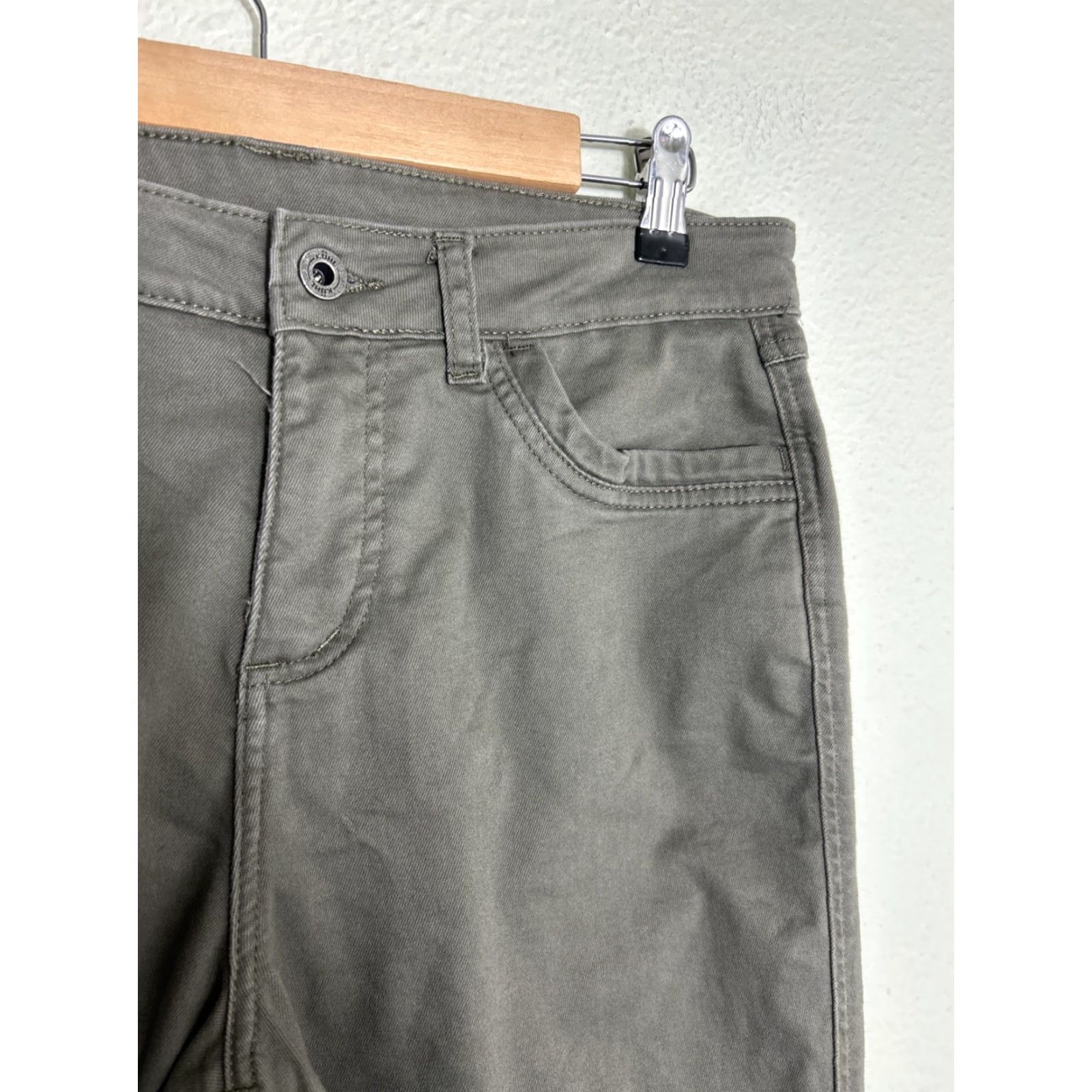 Olive Kuhl Pants Womens 10 Olive Contour Skinny Hiking Outdoor 6373 Measured 32x31 Size 32" / US 10 / IT 46 - 5 Thumbnail