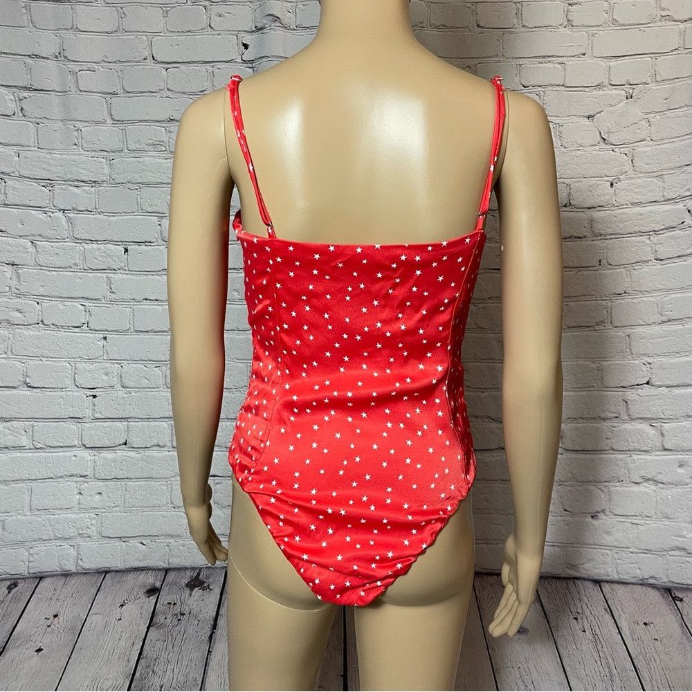 Zara NWT New Zara Red Star Print Viscose Bodysuit Size M Size M / US 6-8 / IT 42-44 - 4 Thumbnail