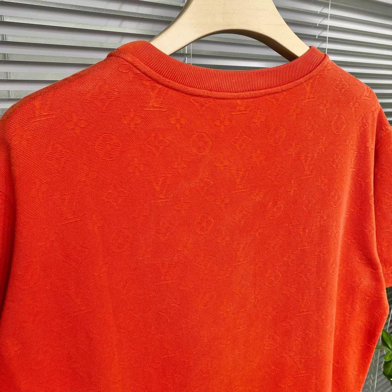 Louis Vuitton LV 23SS Red 3D Pocket T-Shirt L 99 New Size US L / EU 52-54 / 3 - 7 Thumbnail