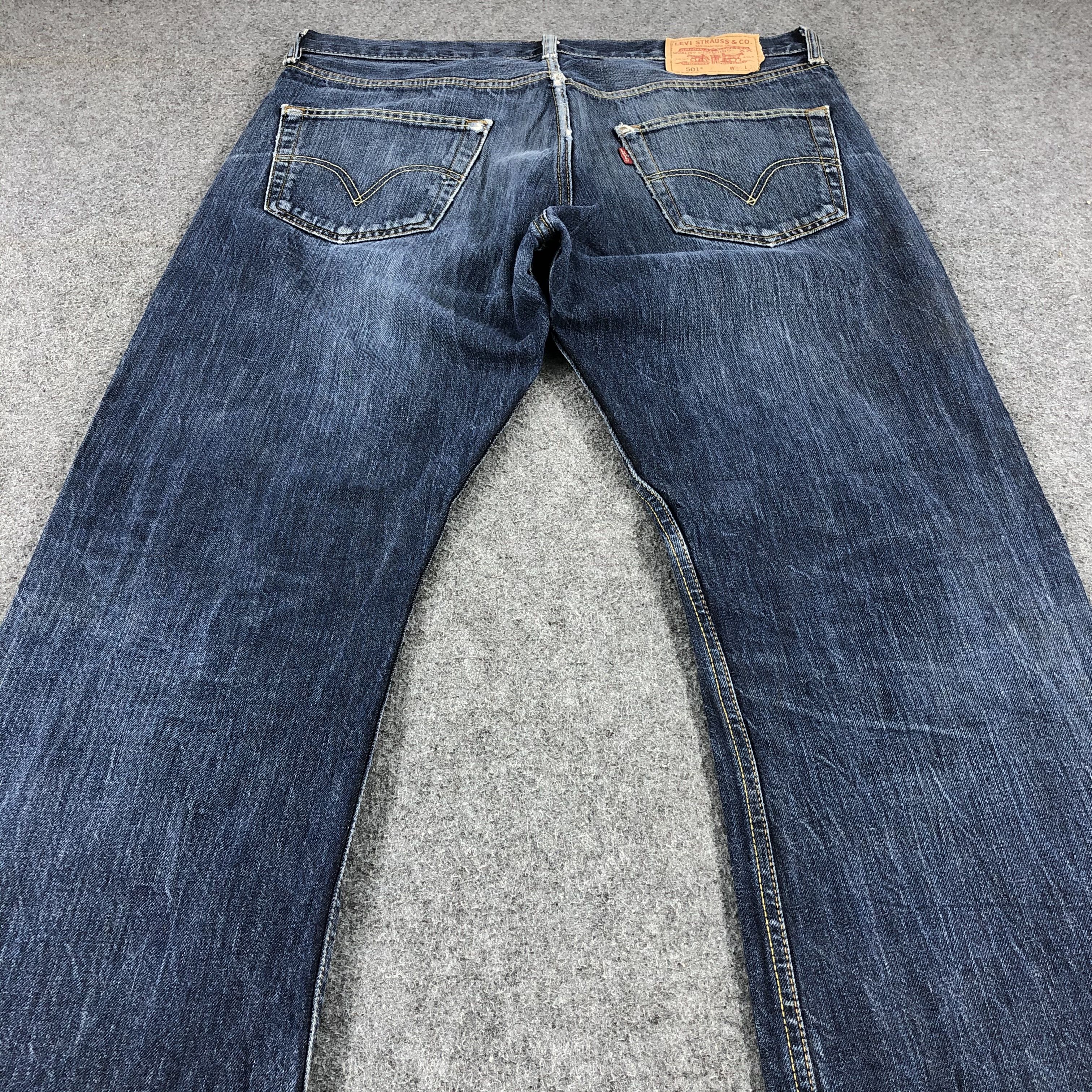 Levi's Vintage Distress Levis 501 Denim Jeans-JM957 Size US 35 - 4 Thumbnail