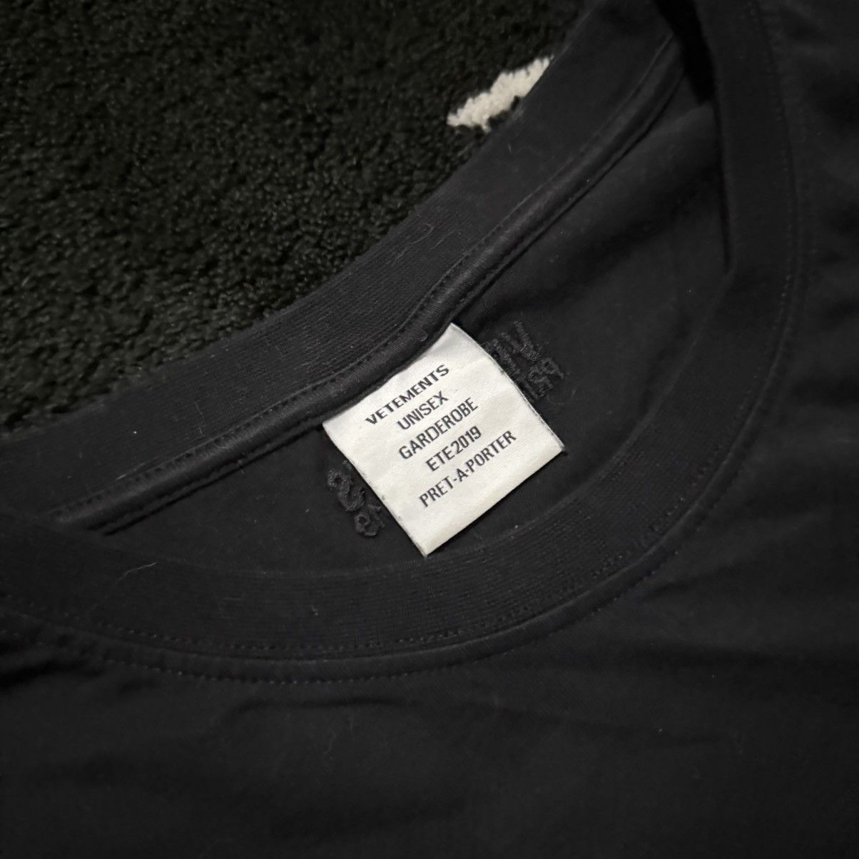 Vetements SS19 - Rainbow Georgia T Shirt Size US L / EU 52-54 / 3 - 2 Thumbnail