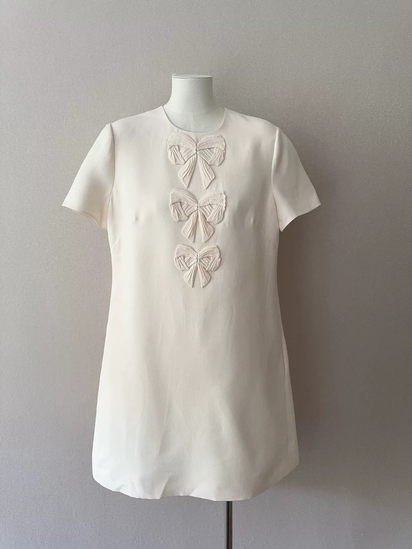 Valentino Valentino White Bow Short Sleeve Dress Size US 44 / EU 60 - 1 Thumbnail