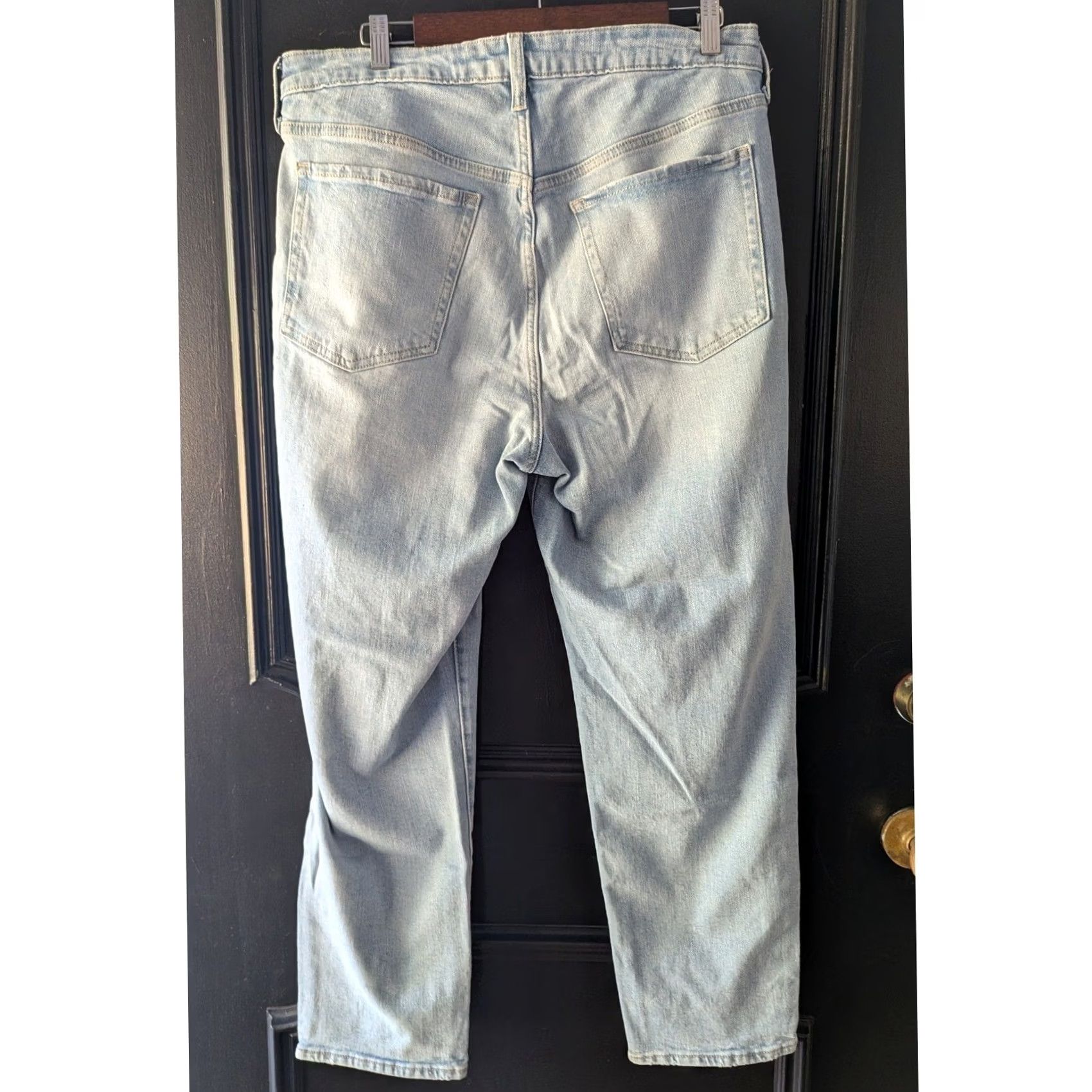 Old Navy Old Navy High Rise OG Straight Jeans Light Wash Distressed Denim Women Size 14 Size 36" / US 14 / IT 50 - 2 Thumbnail