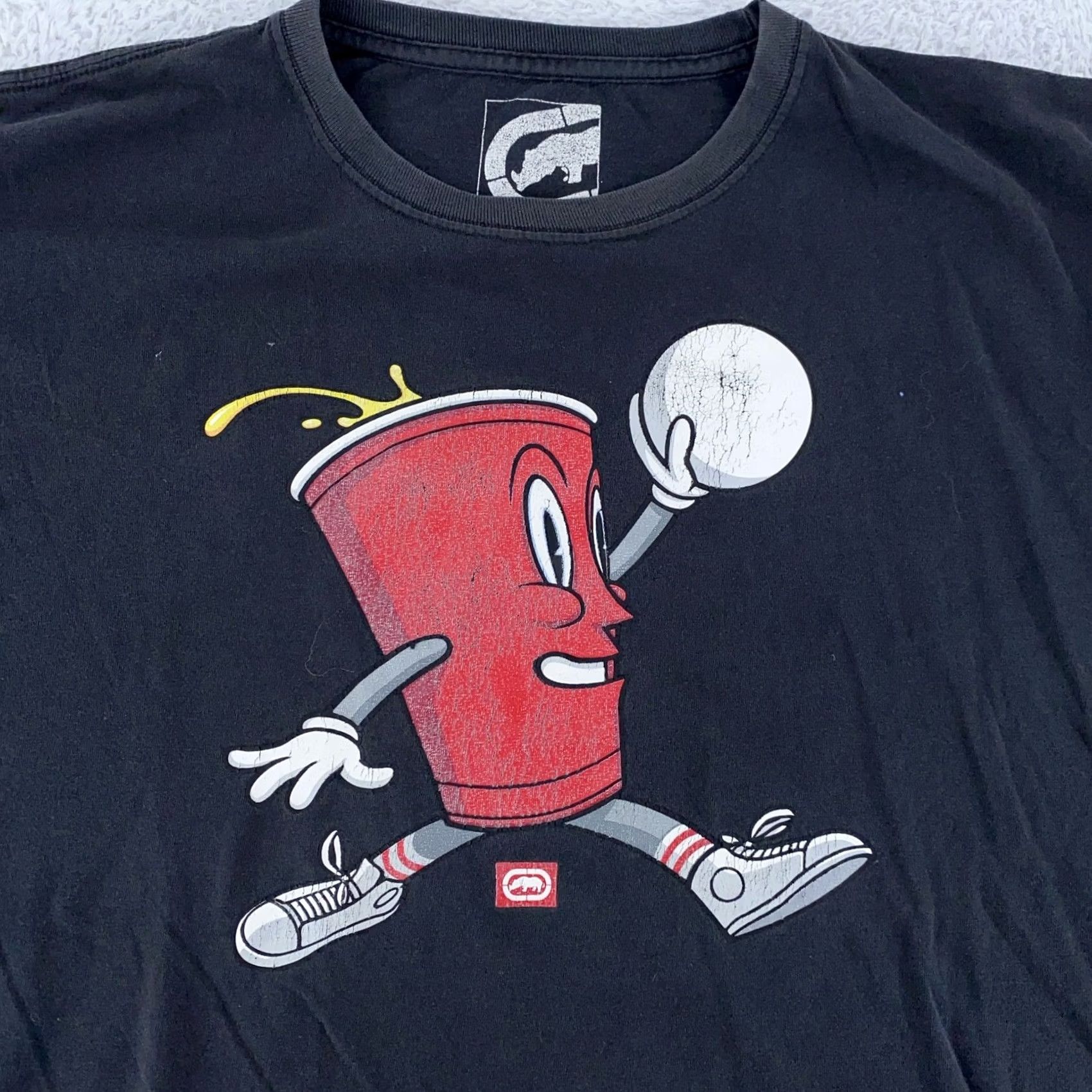 Ecko Unltd. Ecko Unltd. Beer Cup Graphic Tee Mens XL Black Shirt Graphic Print Short Sleeve Crew Neck Sports Hip Hop Streetwear Size US XL / EU 56 / 4 - 2 Thumbnail