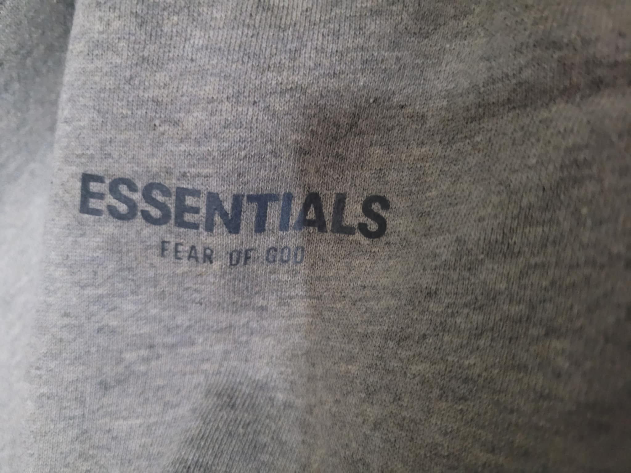 Fear of God sz L FOG Essentials Core Collection Pullover Heather Oatmeal Size US L / EU 52-54 / 3 - 5 Thumbnail