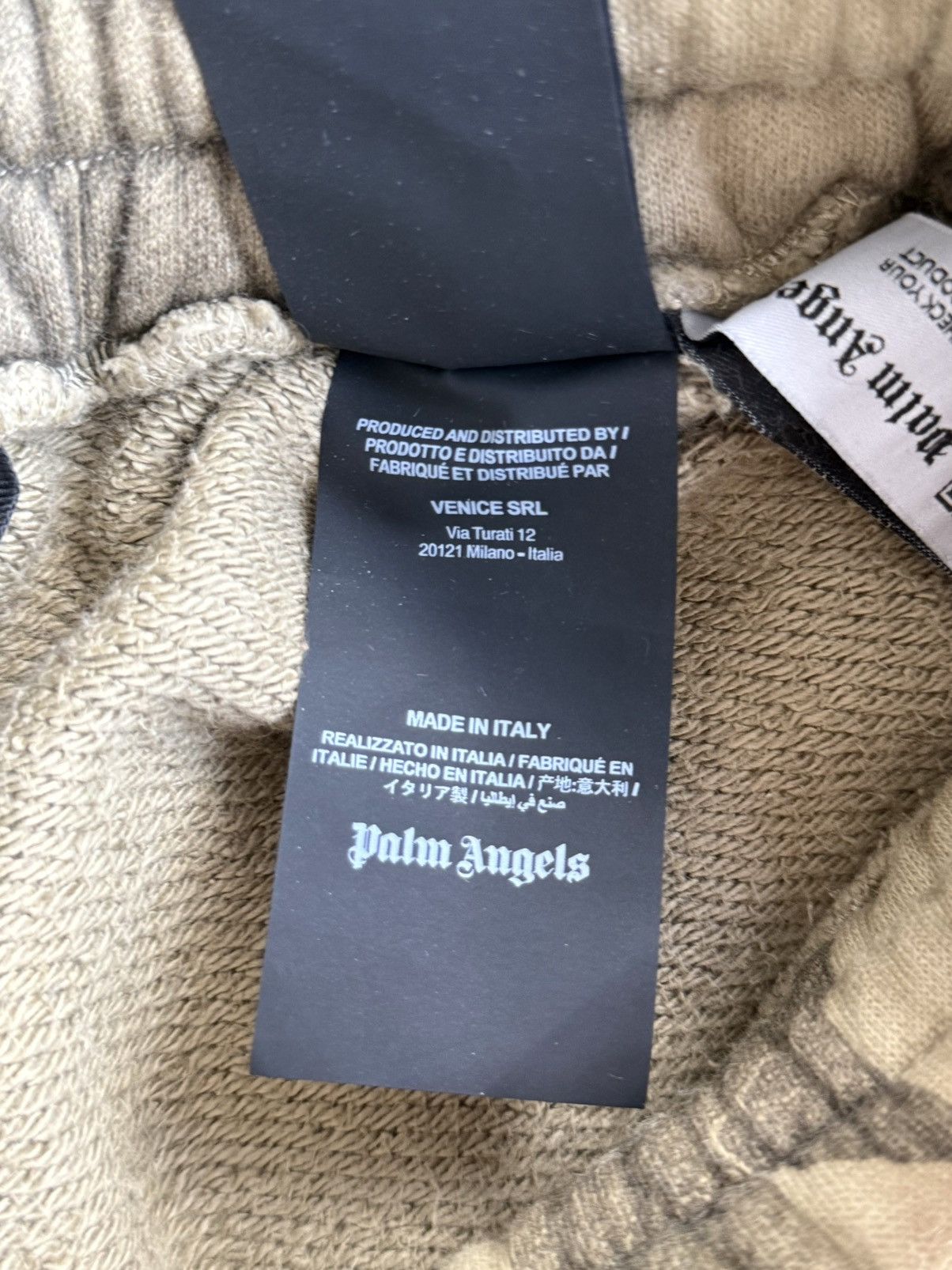 Palm Angels Palm Angels camouflage sweat shorts Size US 34 / EU 50 - 12 Thumbnail