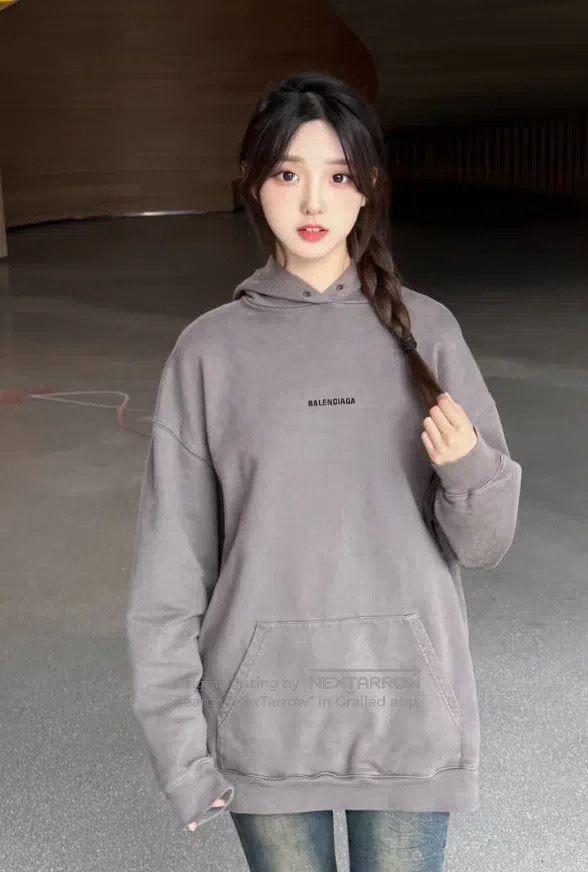 Balenciaga Balenciaga Gray front and back embroidery hoodie sweatshir Size US S / EU 44-46 / 1 - 8 Thumbnail