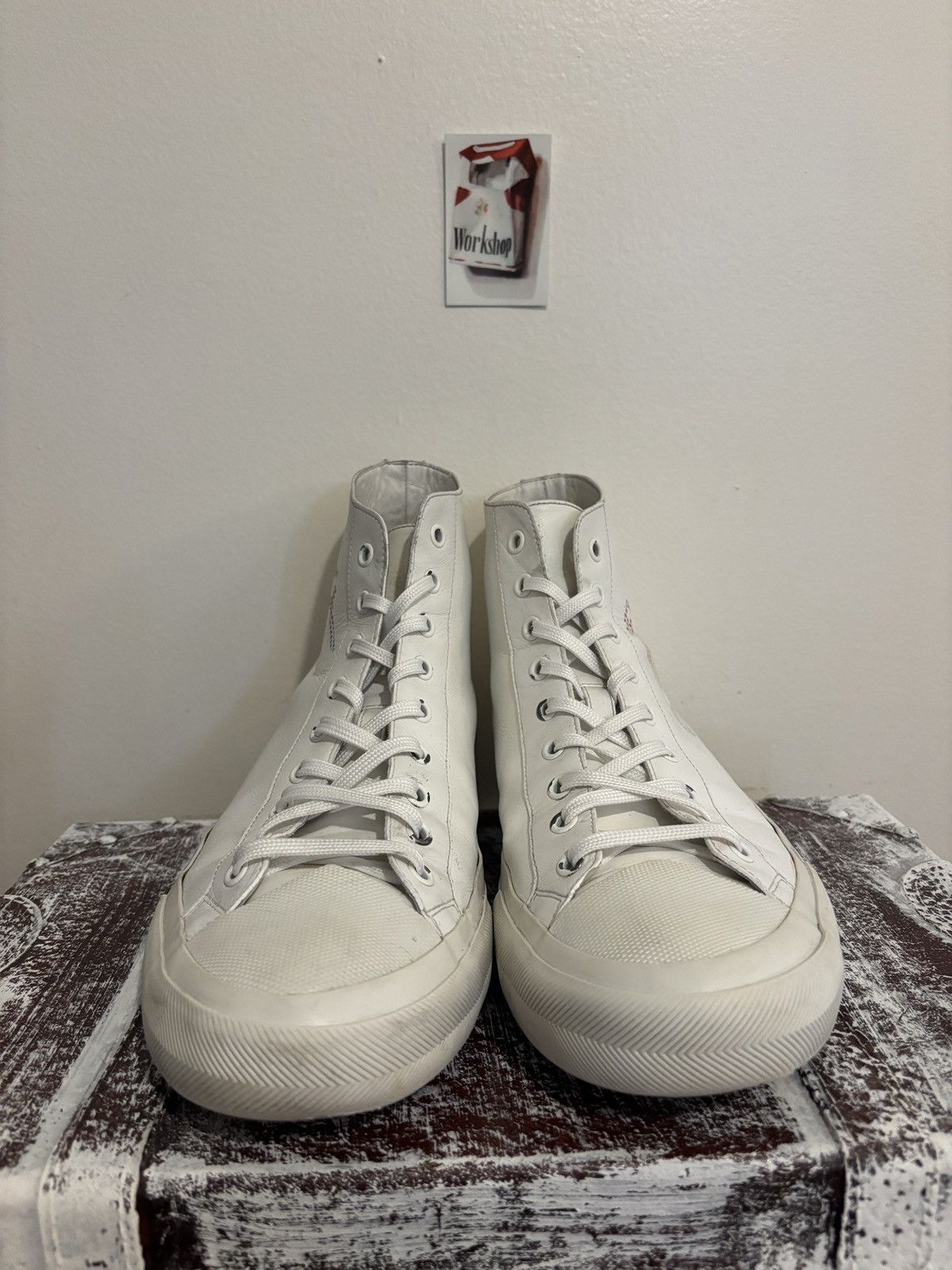 Louis Vuitton Louis Vuitton LV Tattoo White Rainbow Leather Sneaker Size US 9.5 / EU 42-43 - 7 Thumbnail
