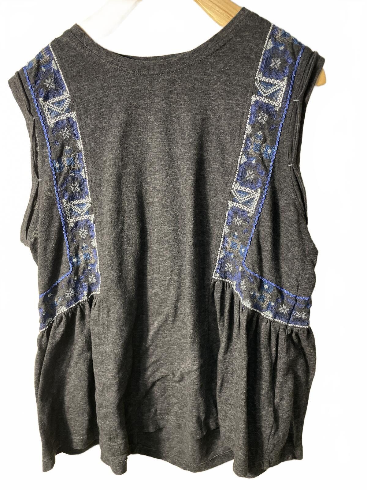 Free People Free People Sleeveless Top Women's Large Blue Embroidered Size L / US 10 / IT 46 - 1 Thumbnail