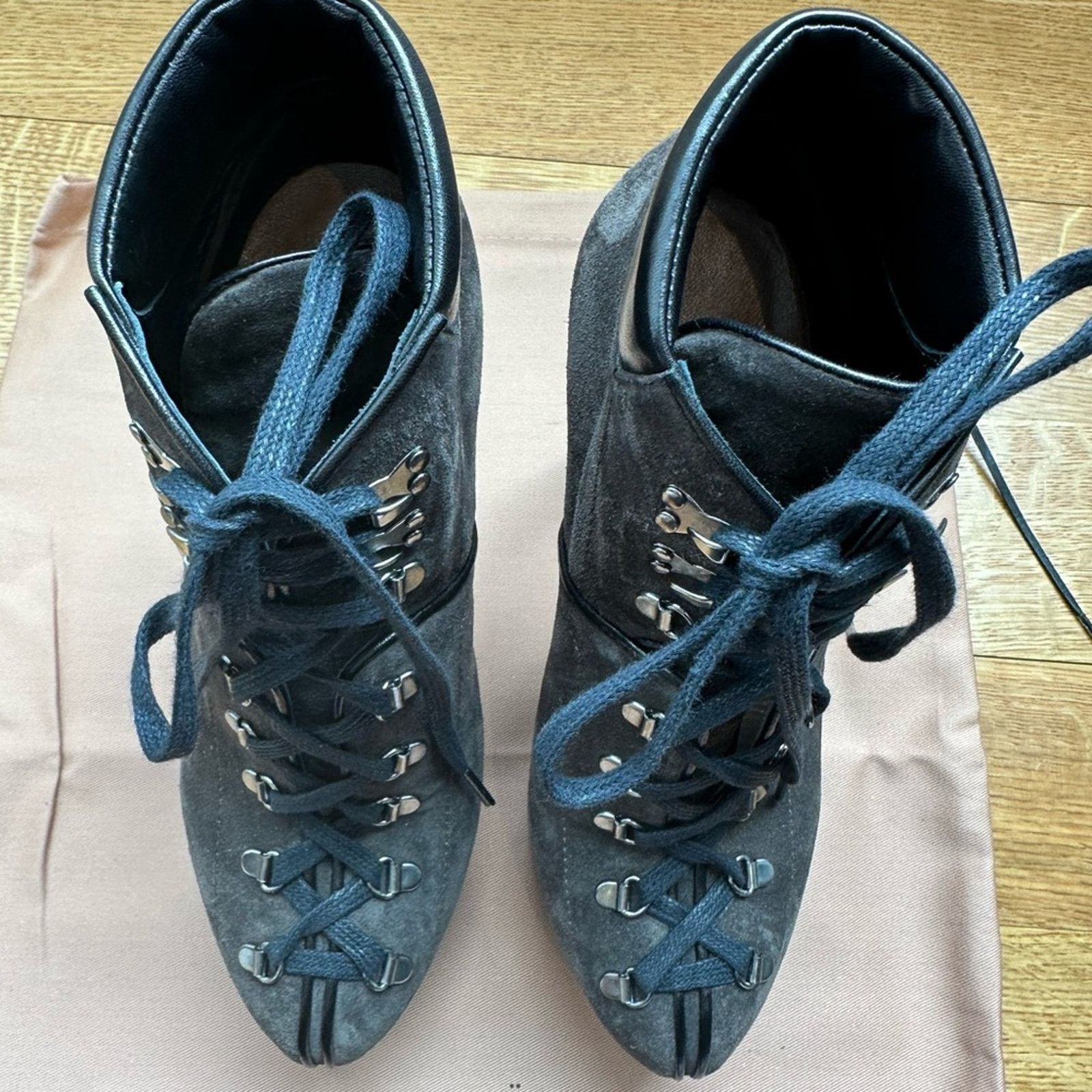 Alaia Seen on Beyonce Grey Suede Hiker Ankle Boots EU 38 Platform Size US 8 / IT 38 - 14 Thumbnail