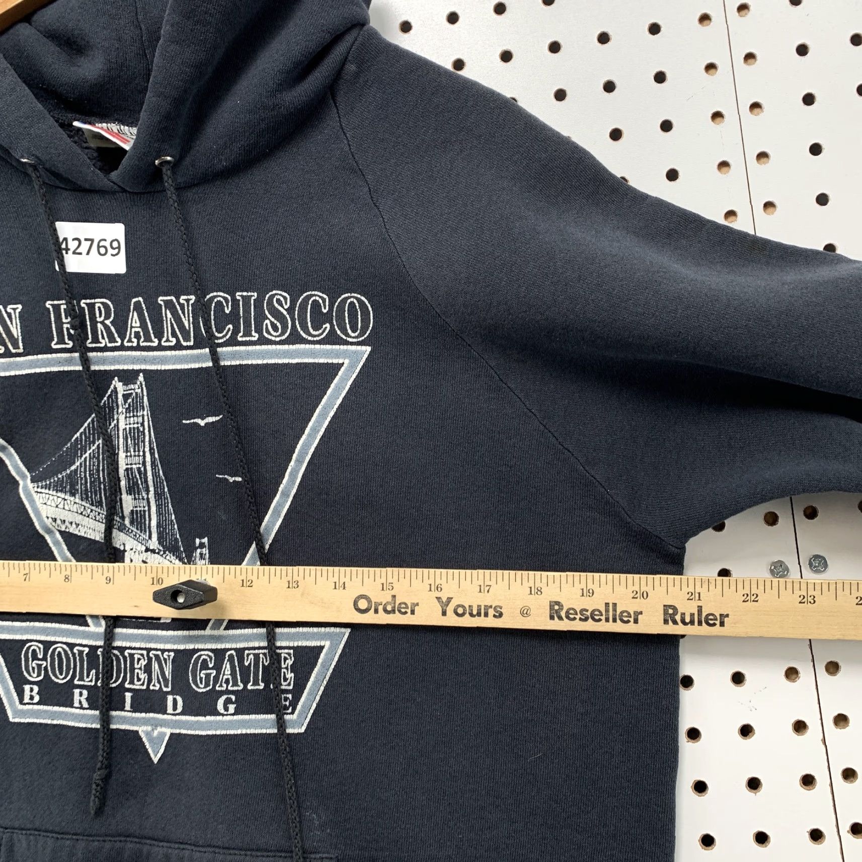 Fruit Of The Loom Vintage SAN FRANCISCO GOLDEN GATE BRIDGE Hoodie L Black USA Sweatshirt Size US L / EU 52-54 / 3 - 4 Thumbnail