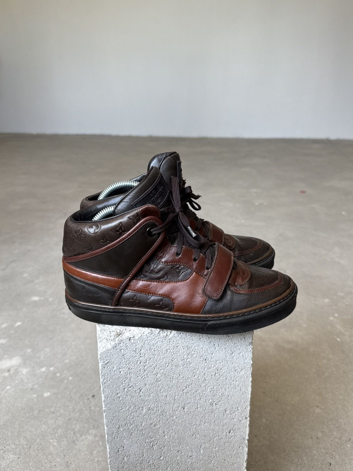 Louis Vuitton Louis Vuitton Archive Monogram High Top Sneakers Size US 7.5 / EU 40-41 - 8 Thumbnail