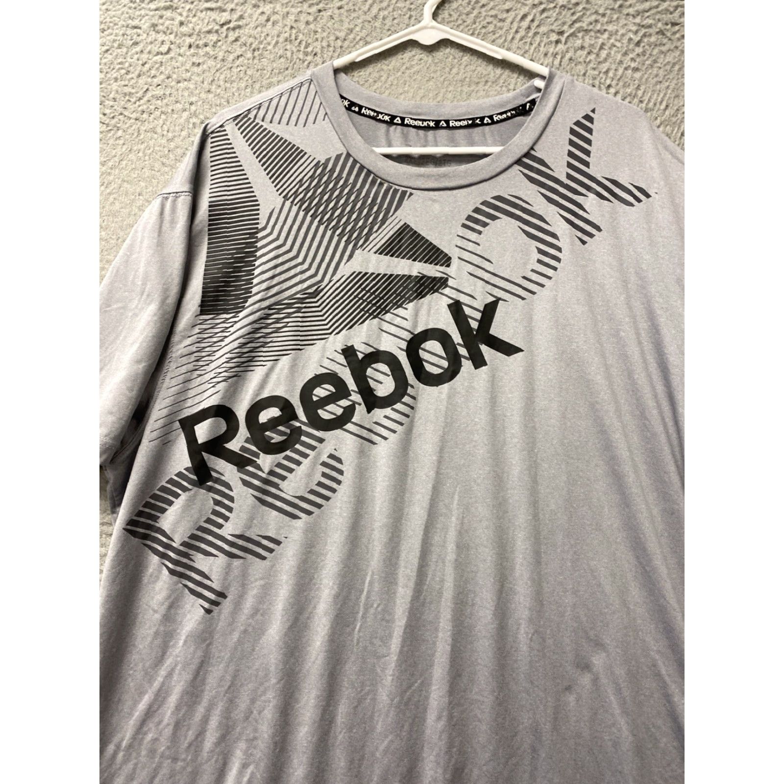 Reebok Reebok Shirt Mens XXL Gray Short Sleeve Crew Neck - Cotton Blend Knit T-Shirt 117-28 Size US XXL / EU 58 / 5 - 2 Thumbnail