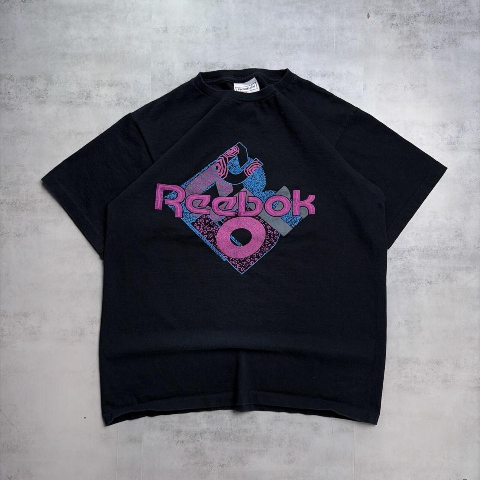 Reebok Vintage 90’s Black Reebok Aztec Logo Retro T-Shirt Size US L / EU 52-54 / 3 - 1 Thumbnail