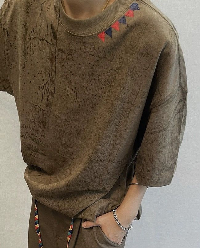 image of Vintage Avant Garde Fashion Oversized Dirty Paint T-Shirt in Brown, Men's (Size 2XL)