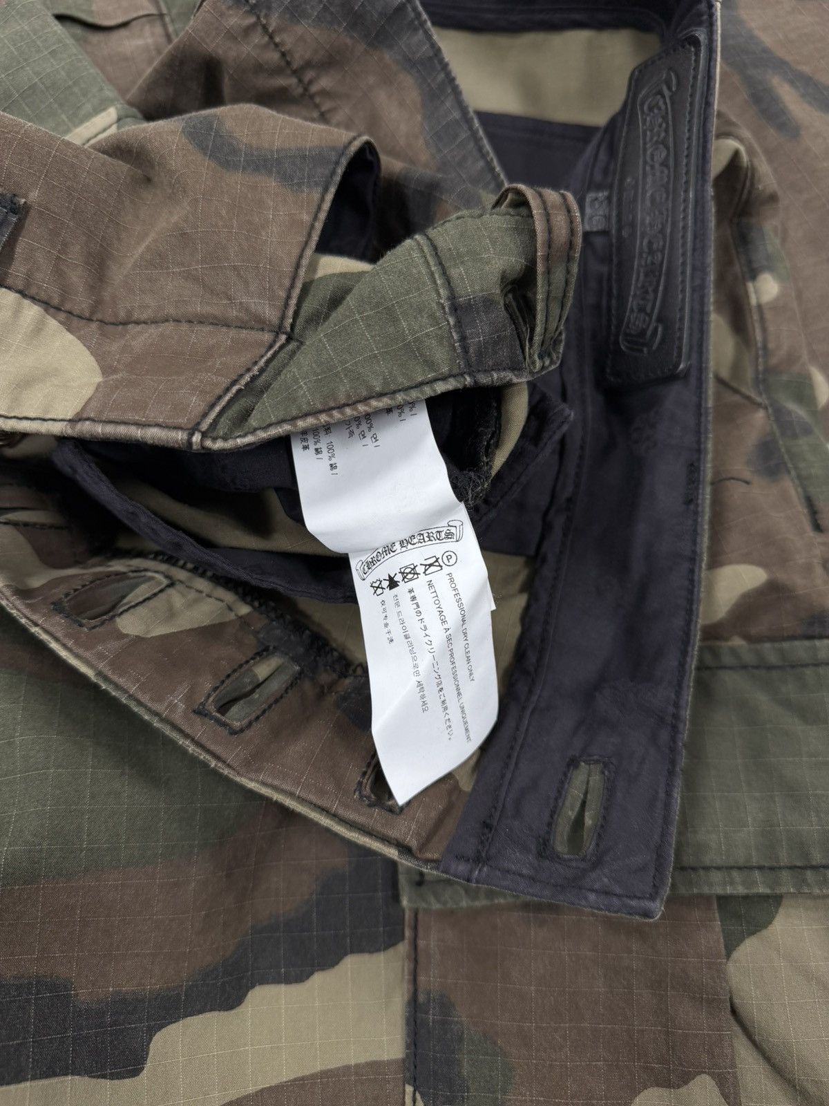 Chrome Hearts Chrome Hearts Leather Cross Patch Ripstop Camo Cargos W36 Size US 36 / EU 52 - 21 Thumbnail