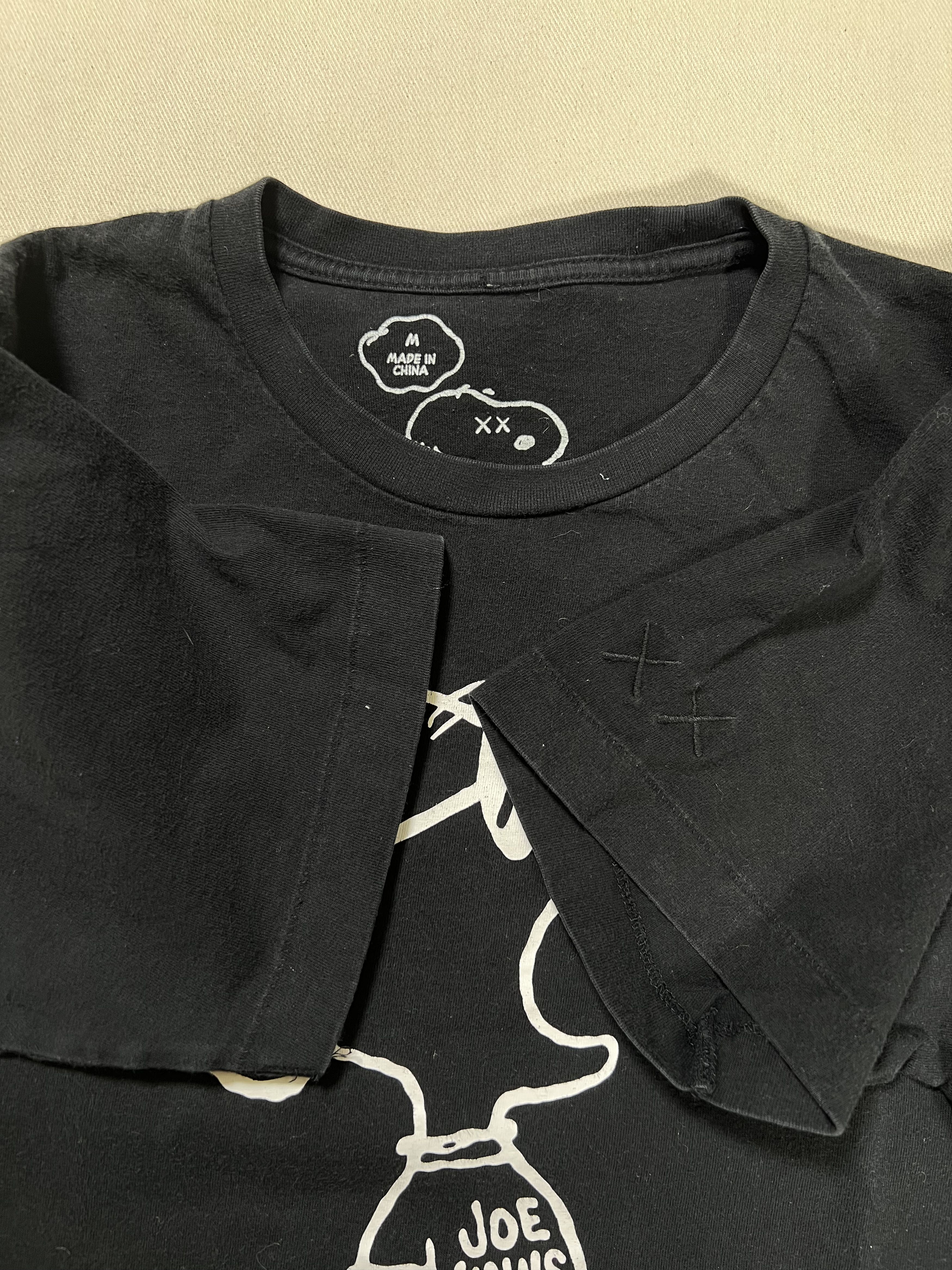 Kaws × Peanuts × Uniqlo Joe Kaws Kaws x Peanuts x Uniqlo Graphic T-Shirt Size US M / EU 48-50 / 2 - 4 Thumbnail
