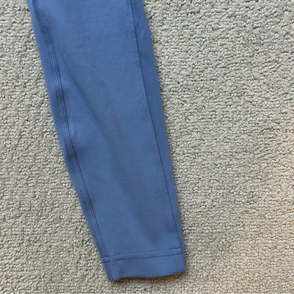Lululemon lululemon Nulu Mesh Panels High-Rise Tight 25" Washed Denim Size 25" / US 0 / IT 36 - 11 Thumbnail