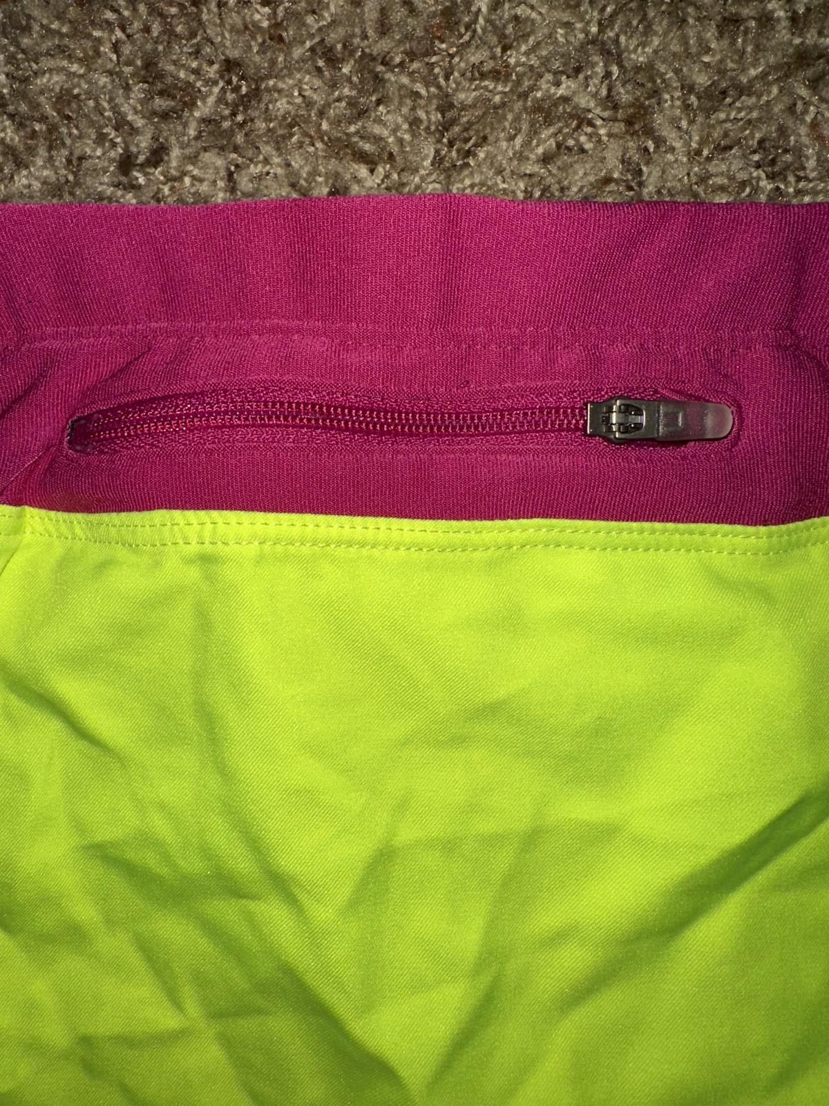Nike Nike Women’s One Dri-Fit Running Shorts Size 28" / US 6 / IT 42 - 10 Thumbnail
