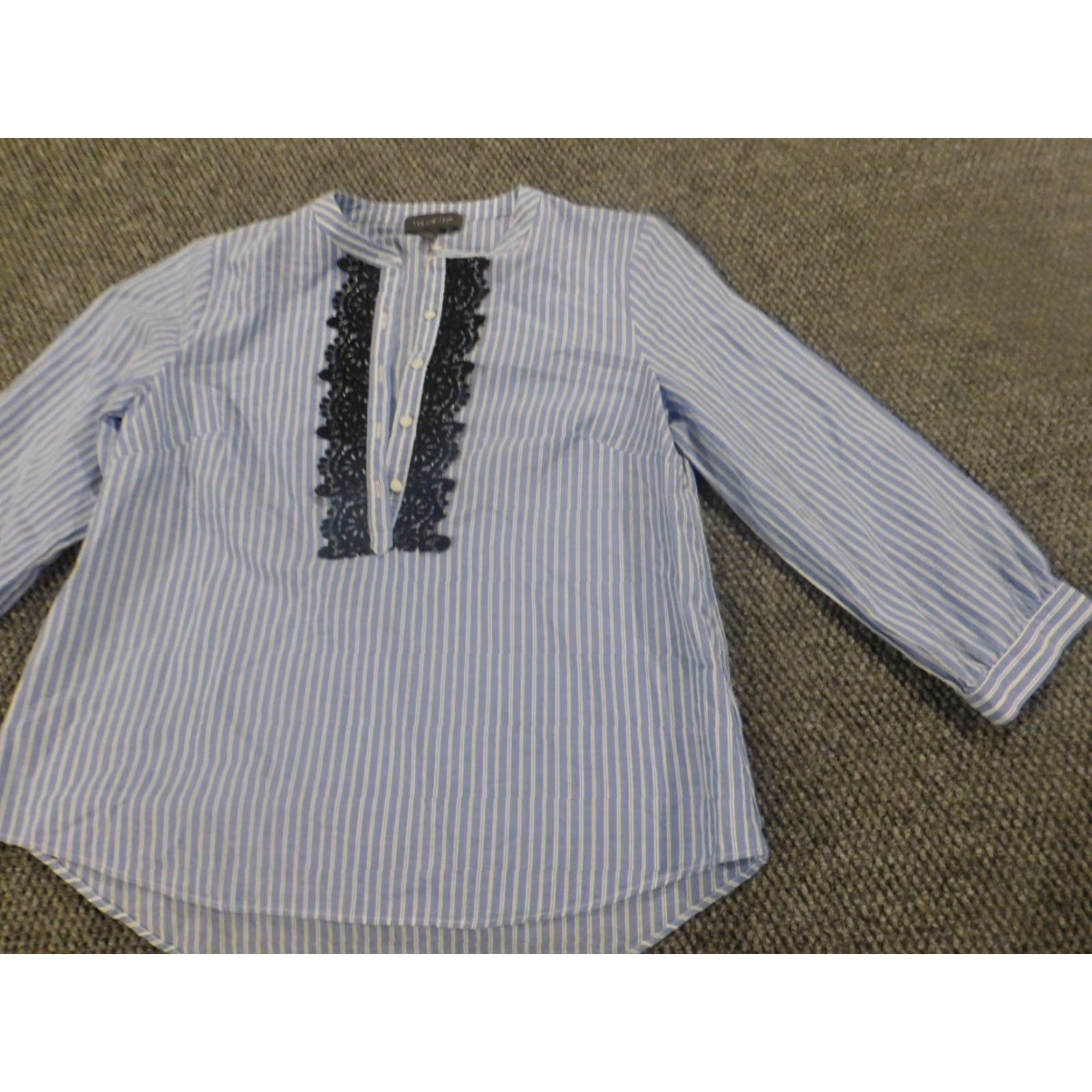 Vintage The Limited Blouse Womens S Blue Lightweight Striped Crew Neck Button Pullover Cotton Rayon Regular Casual Size S / US 4 / IT 40 - 3 Thumbnail