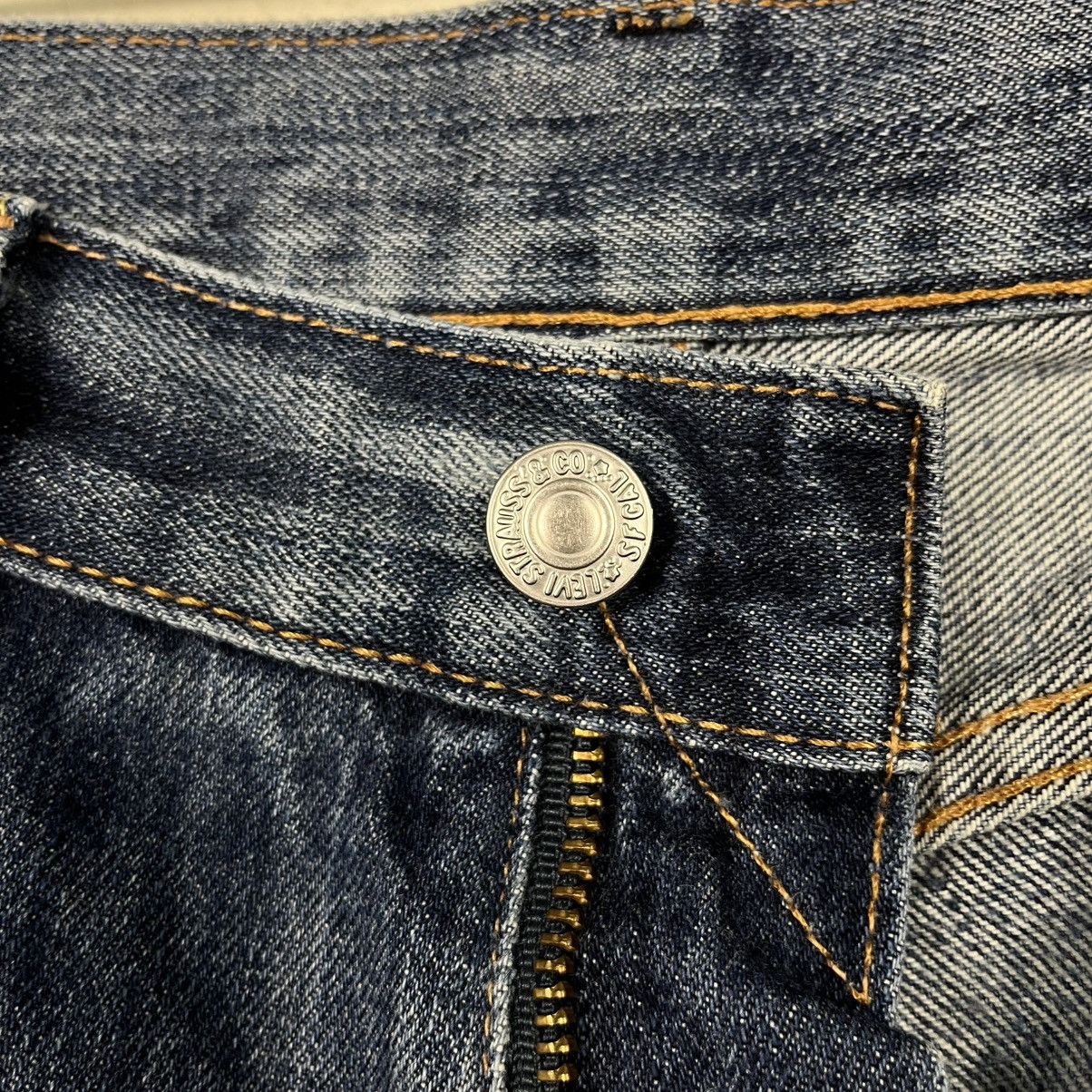 Levi's Vintage Y2k Levis Distressed Denim Jeans Size US 36 / EU 52 - 17 Thumbnail