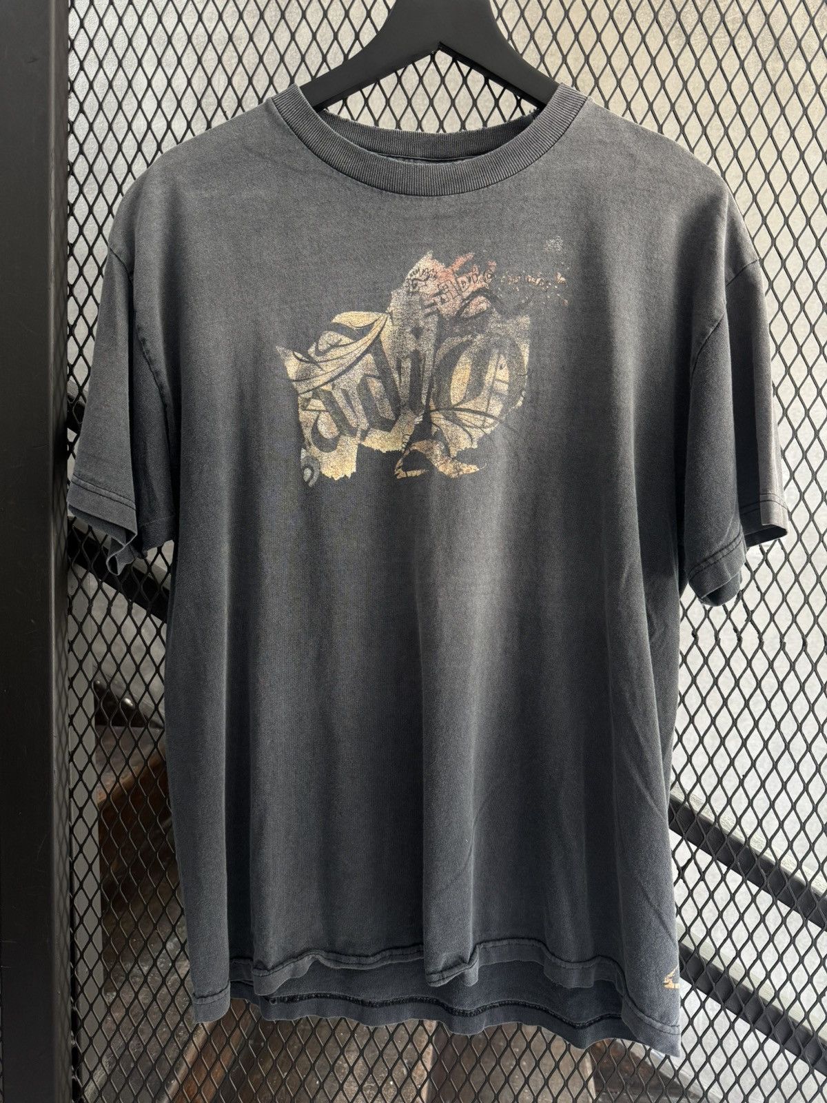 Vintage Vintage 2000s Adio Faded Tee Size US L / EU 52-54 / 3 - 1 Thumbnail