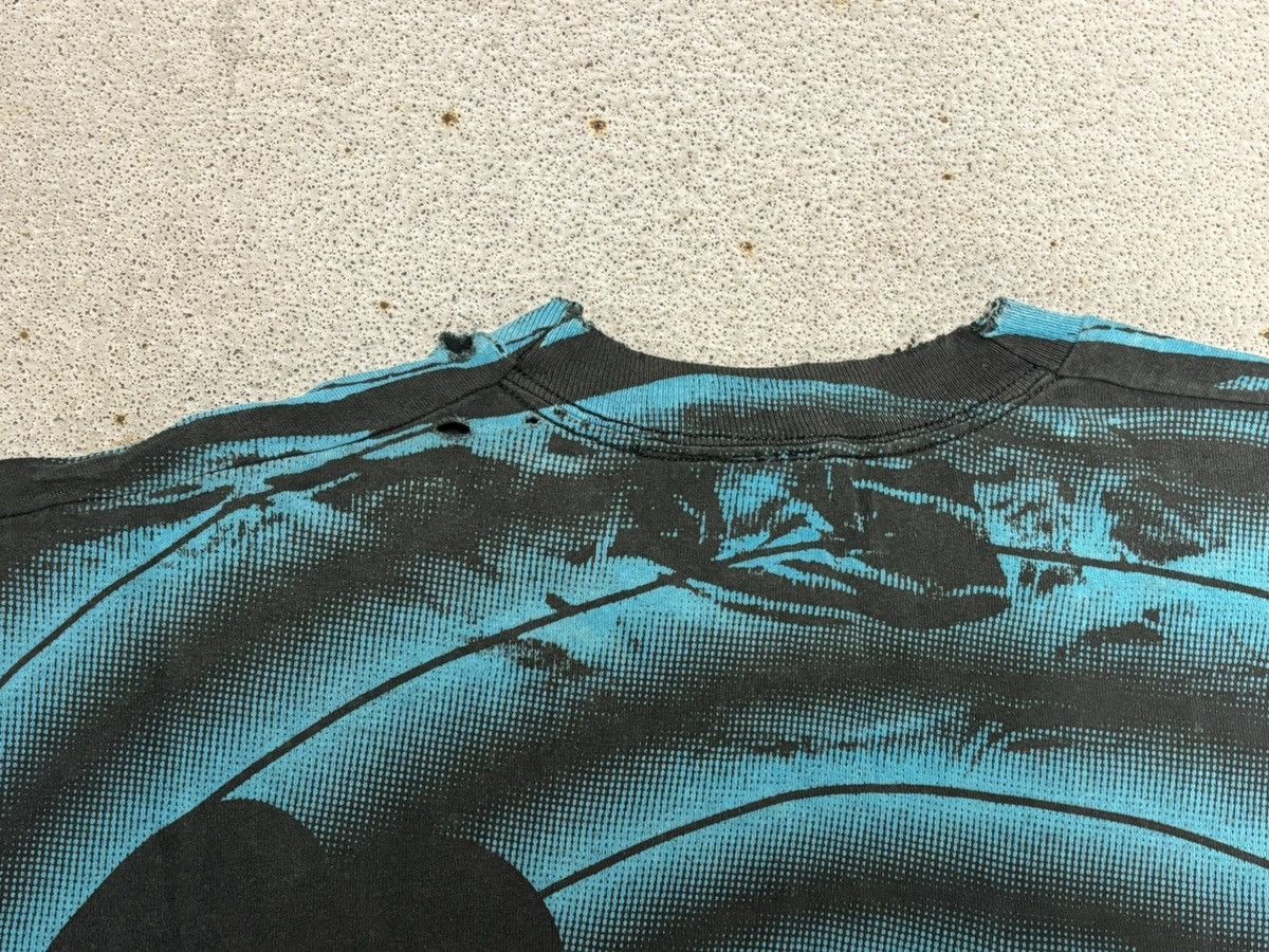NBA 1990s (SLIGHTLY DISTRESSED) NBA CHARLOTTTE HORNETS TSHIRT Size US XL / EU 56 / 4 - 4 Thumbnail