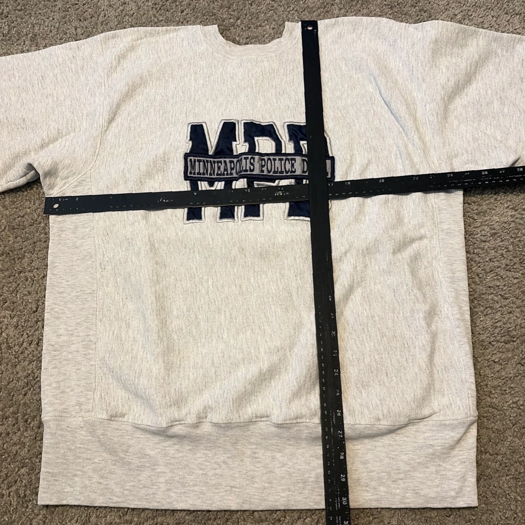 Vintage Rugged Sweats Minneapolis Police Dept. Weave Gray Crewneck Sweatshirt XL Men Size US XL / EU 56 / 4 - 6 Thumbnail
