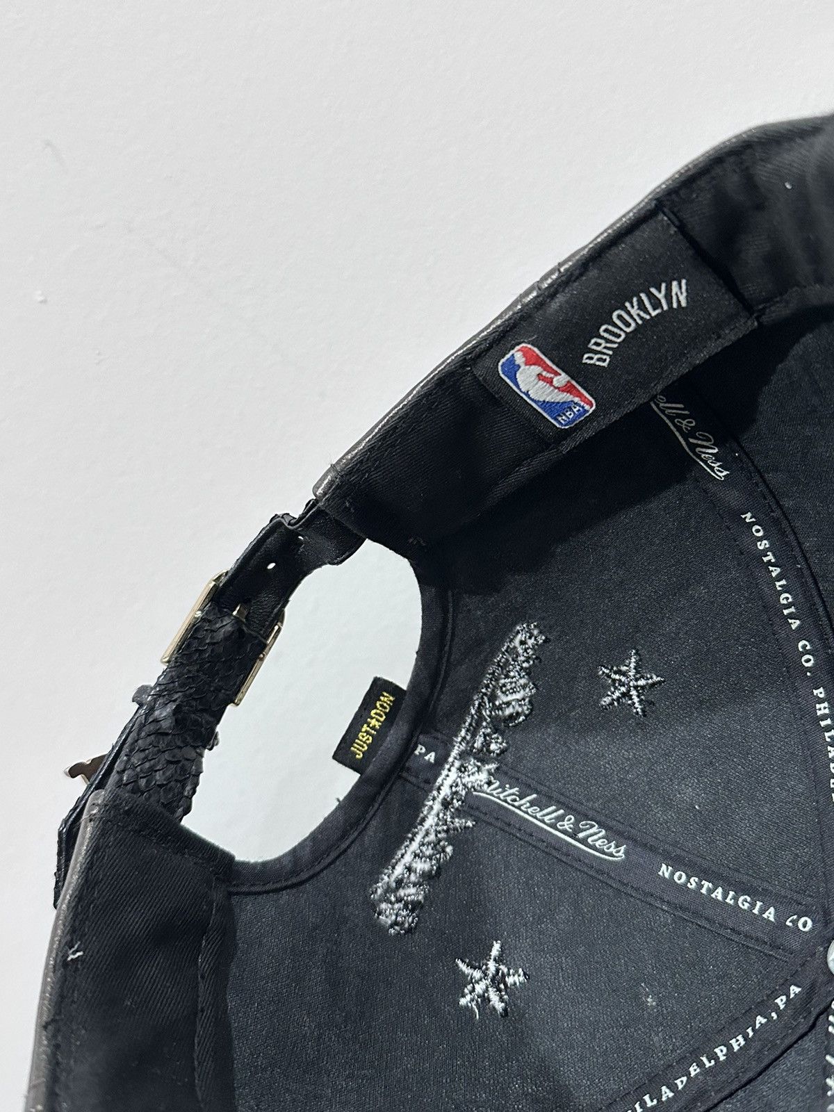 Just Don Just Don Mitchell & Ness NBA Brookyln Nets Black Leather Hat Size ONE SIZE - 8 Thumbnail