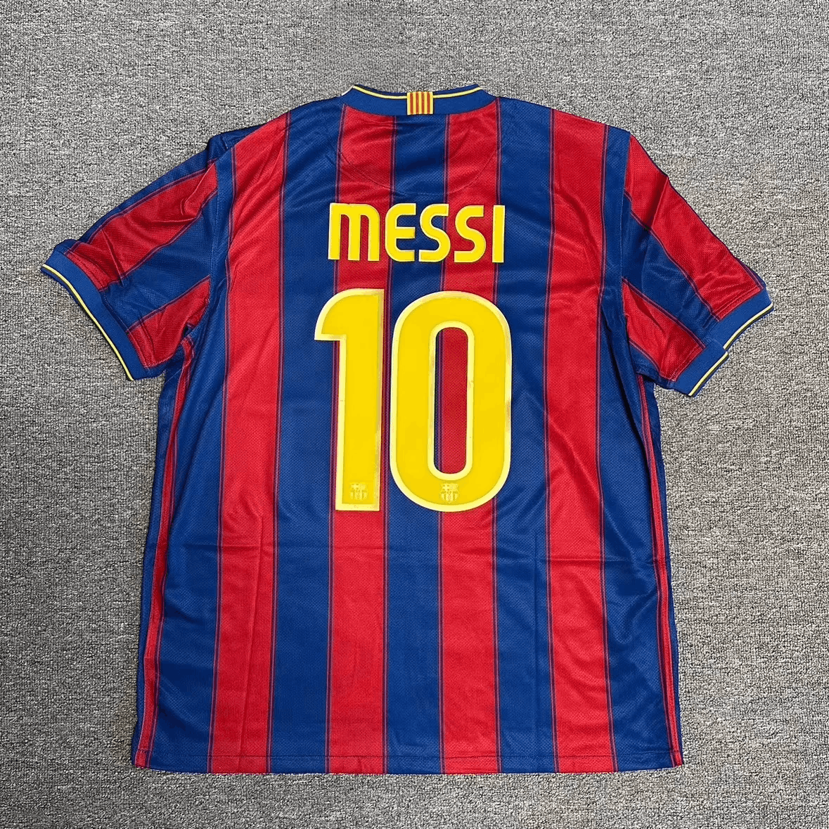 Other 2009 2010 Barcelona #10 Messi Jersey Size US XL / EU 56 / 4 - 1 Thumbnail