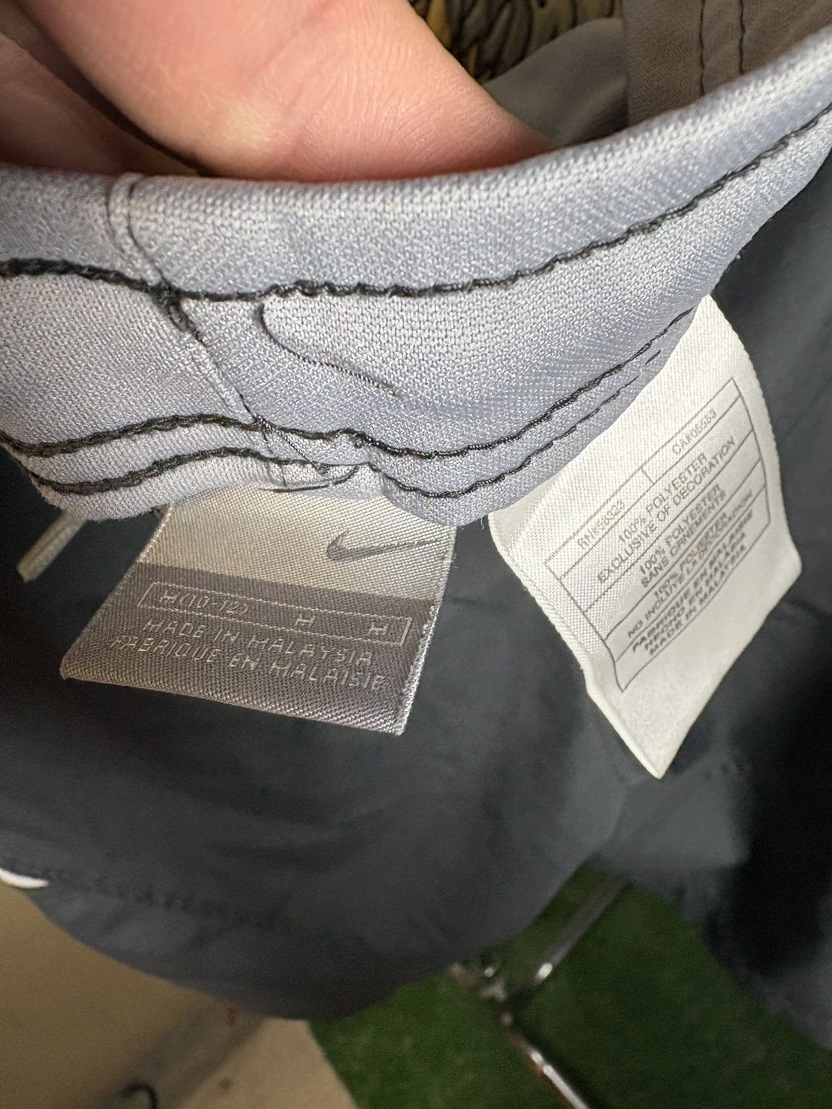 Nike × Vintage Y2K Nike Grey Shorts Size US 31 - 3 Thumbnail